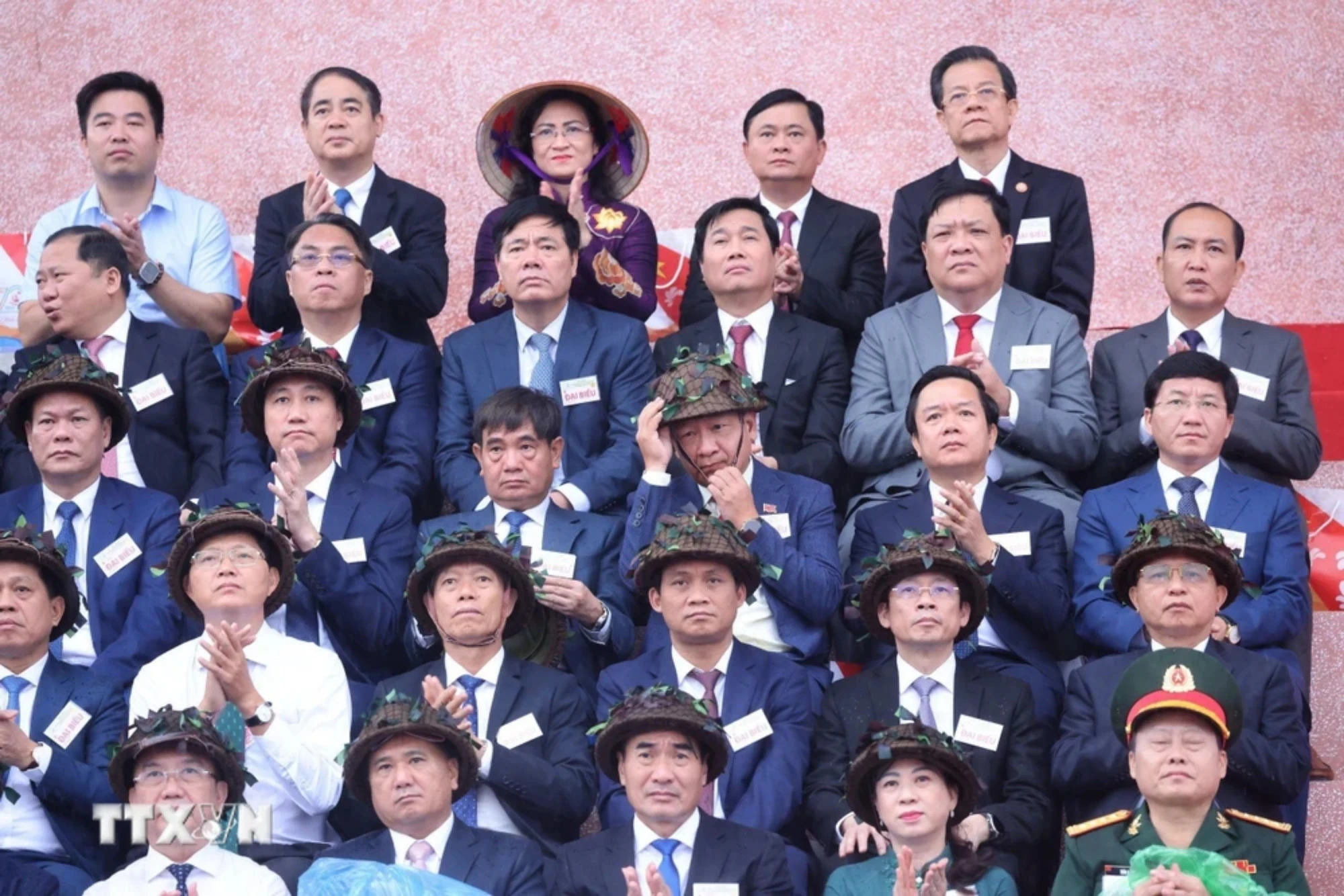 z5417379935761-a9c27d4c2a4e9eddce7ef763b6cc1fe3-5756.jpg.webp
