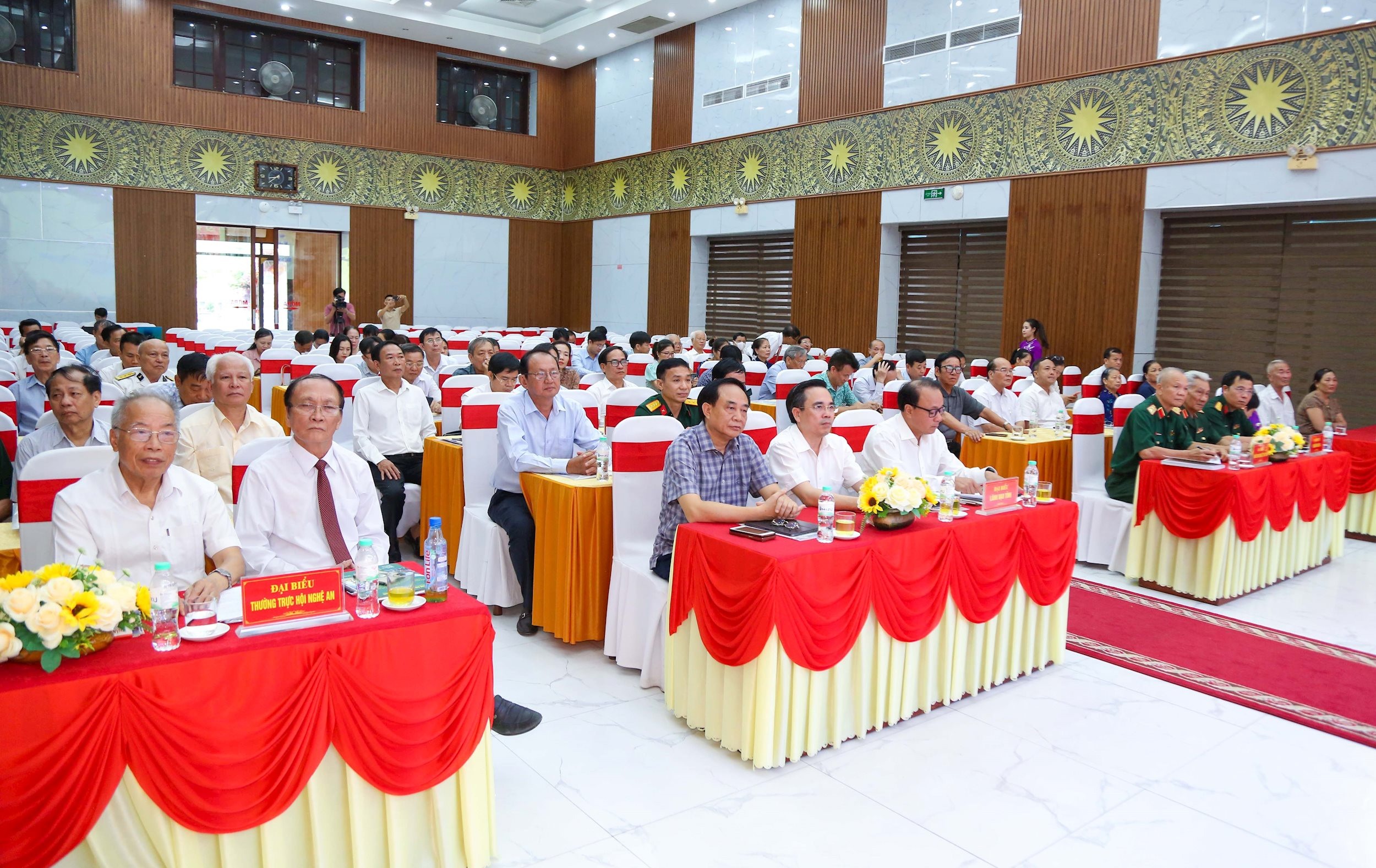 bna_-dai-bieu-09fc2431d07882b284d99a4c73339a36.jpg