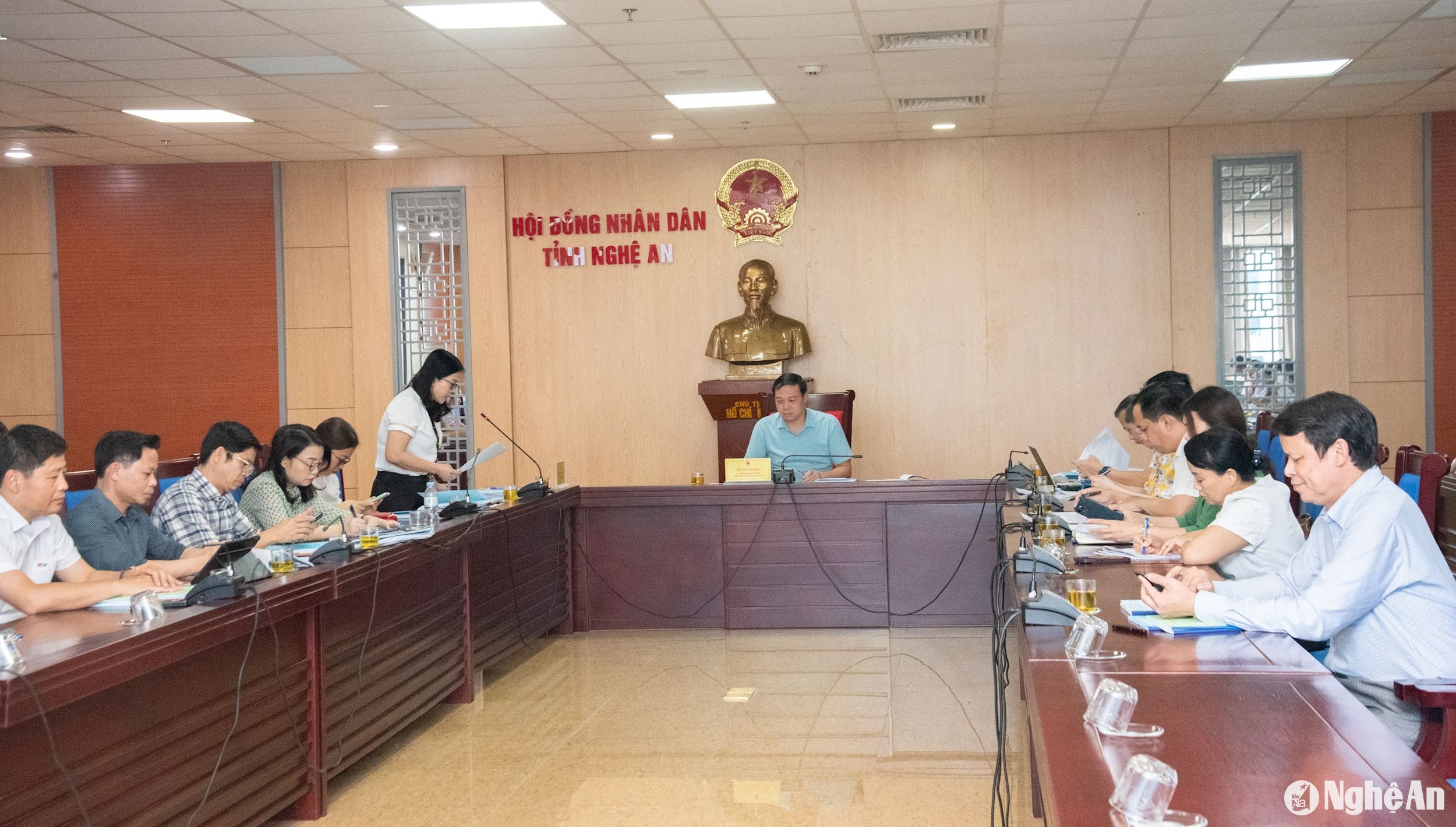 bna_tham-tra-nghi-quyet.jpg