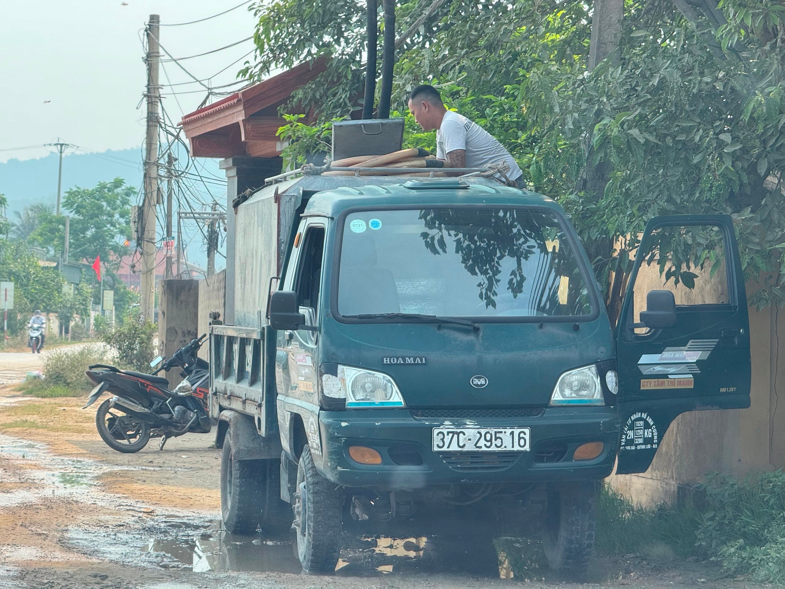 bna_-chu-mot-co-so-gieng-khoan-khai-thac-nuoc-ngot-de-ban-nuoc-ngot-tai-xa-quynh-thuan-quynh-luu-ce65633212f4f566e67ccc7da70528ce.jpeg