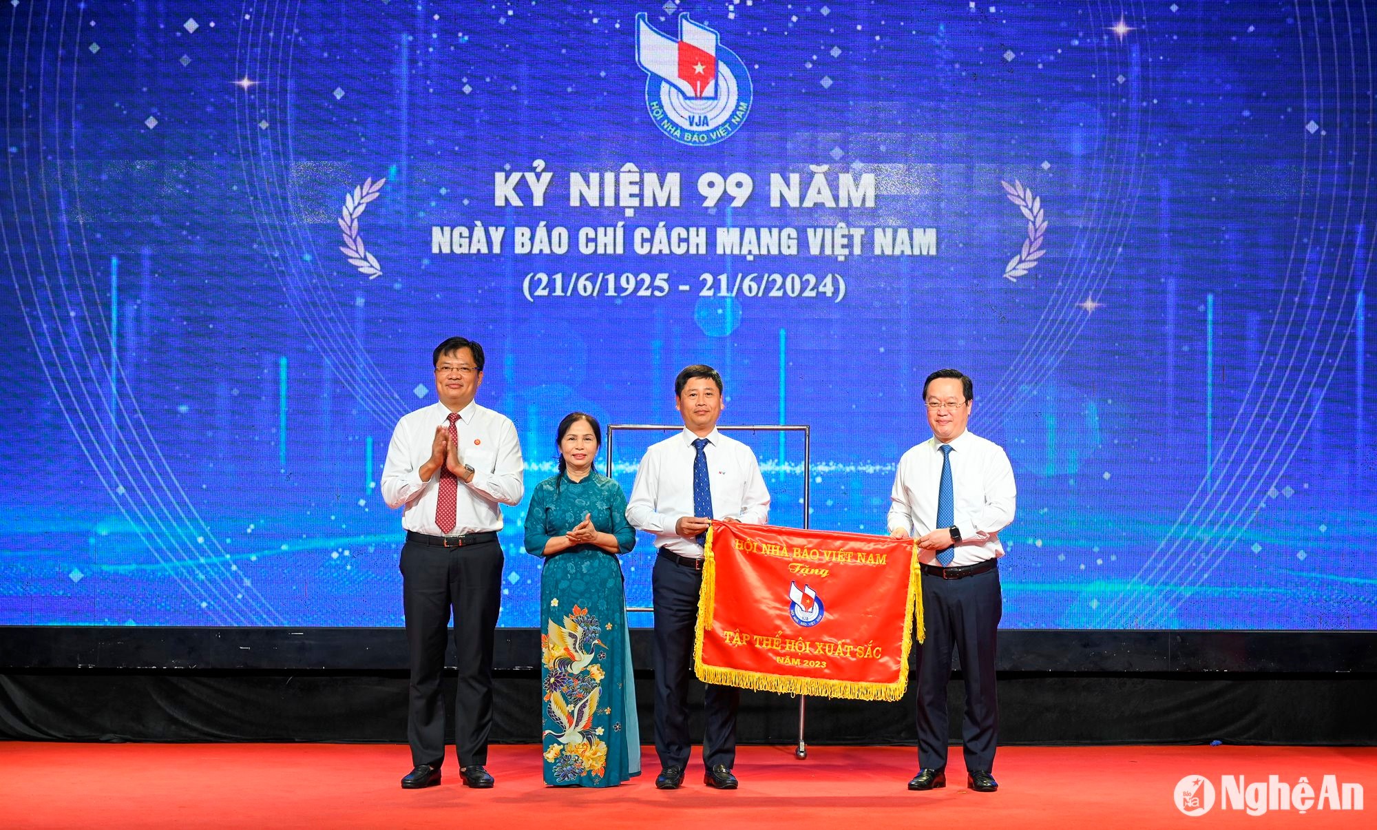 bna_2448.jpg