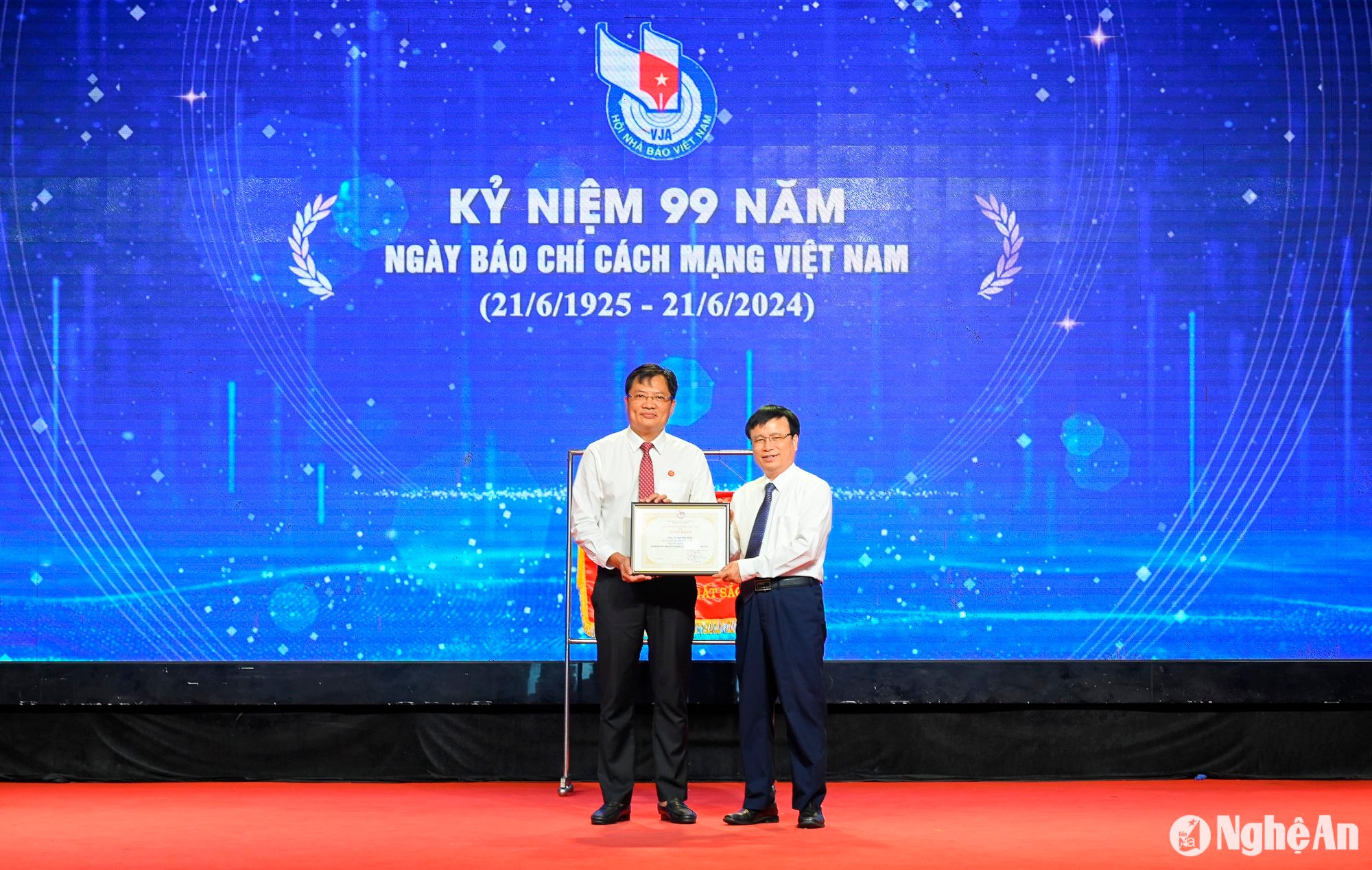 bna_2458.jpg