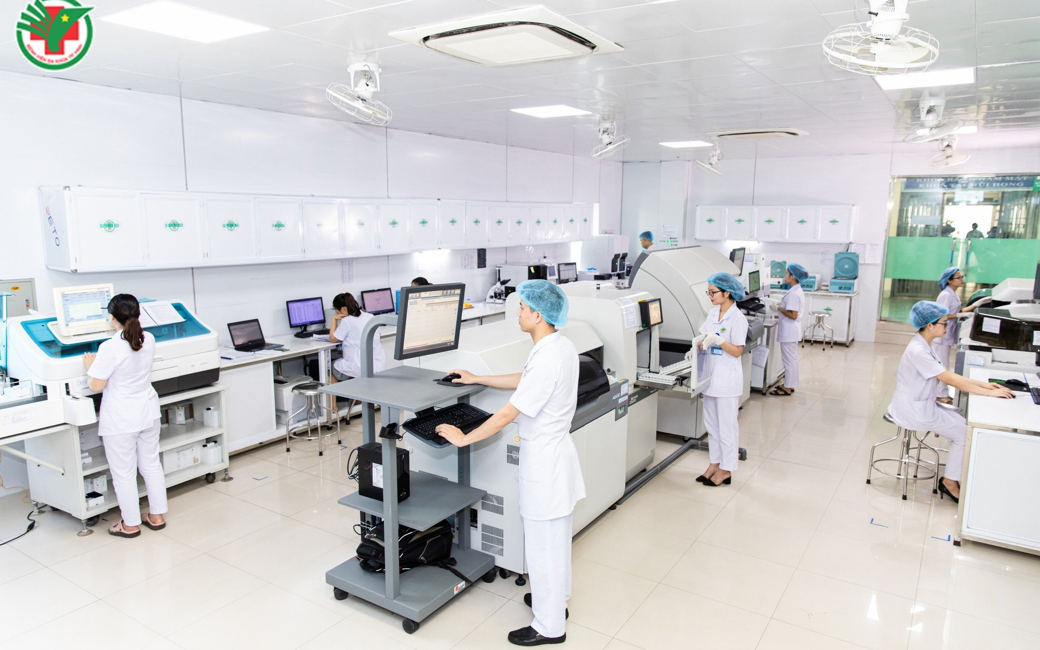 Nghệ An: nhiều khó khăn trong đảm bảo nguồn nhân lực y tế