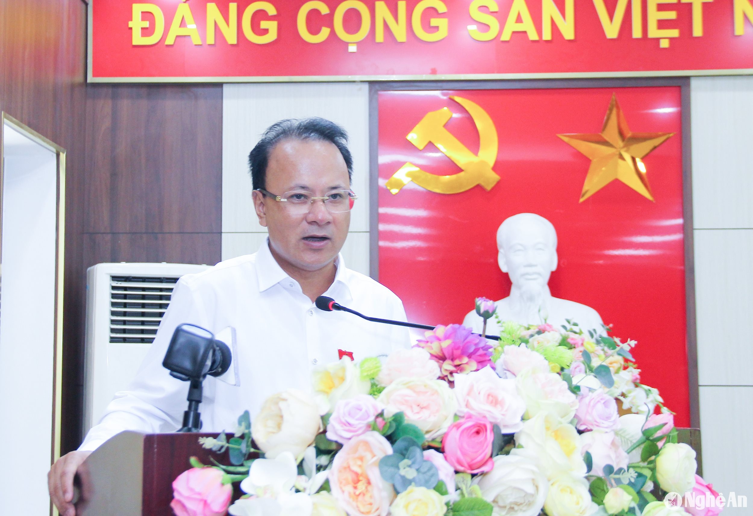 bna_-tl8.jpg