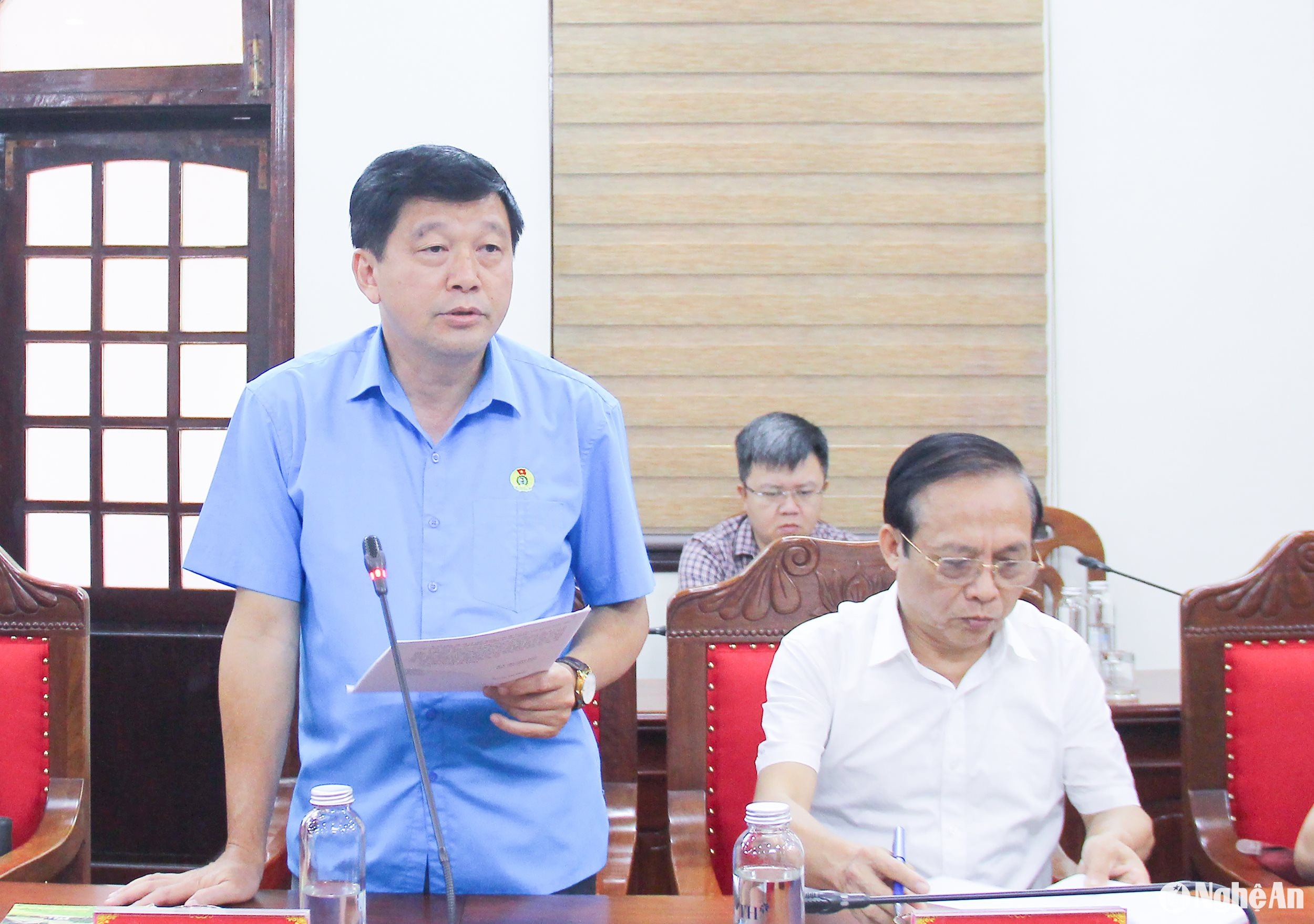 bna_-dong-chi-kha-van-tam-chu-tich-ldld-tinh-kien-nghi-thuong-truc-tinh-uy-quan-tam-chi-dao-thao-go-kho-khan-ve-thieu-nguon-lao-dong-cho.jpg