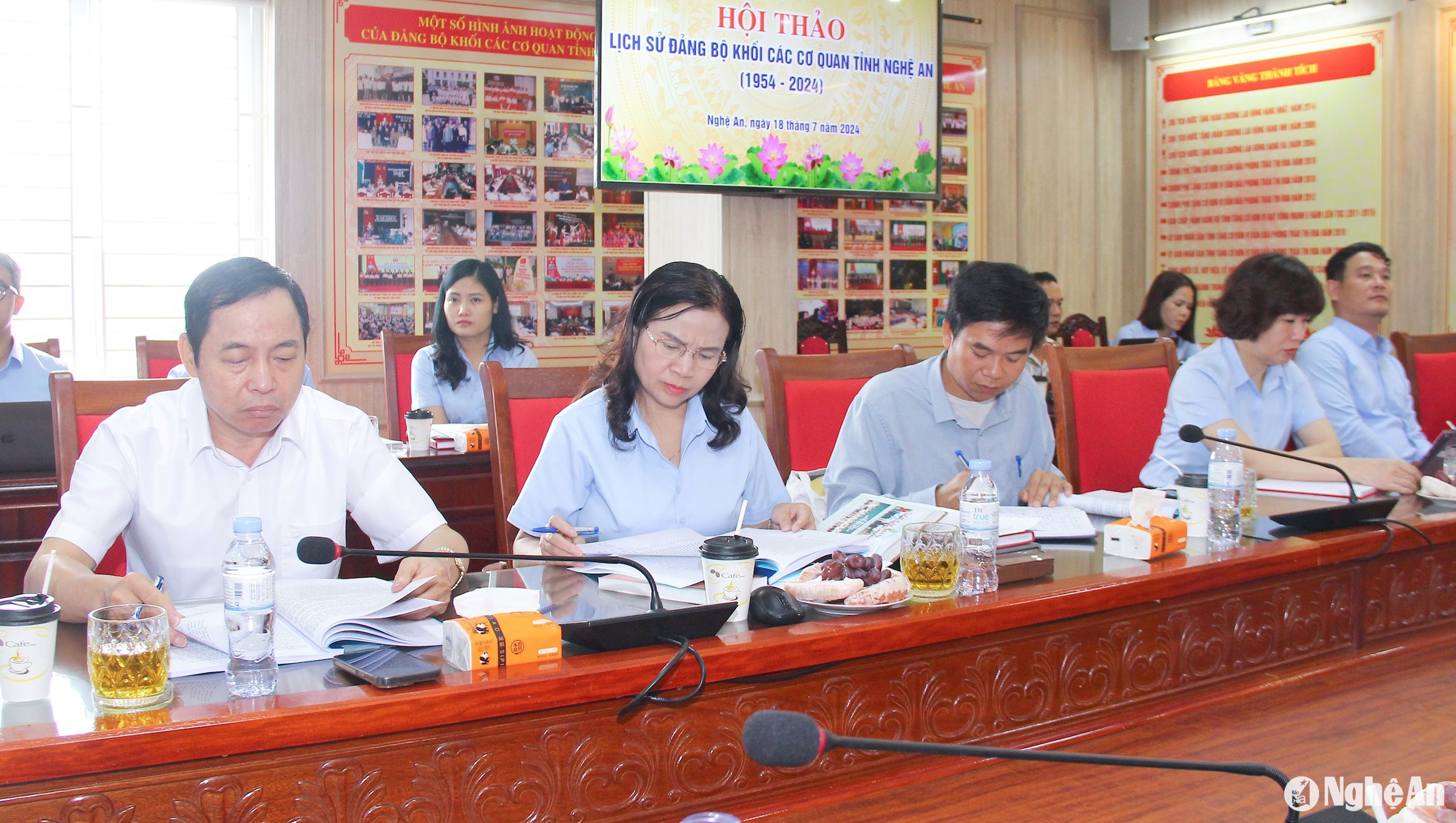 bna_-cac-dai-bieu-tham-gia-hoi-thao.-anh-mai-hoa-.jpg