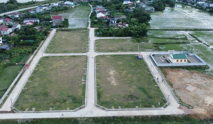 z5643566097922_4f54ca3d319ef5213e2afdda2cd50a74-144217_618.jpg Hạ tầng giai đoạn 1 của khu tái định cư Hưng Hòa đã hoàn thành. Ảnh: Việt Khánh.
