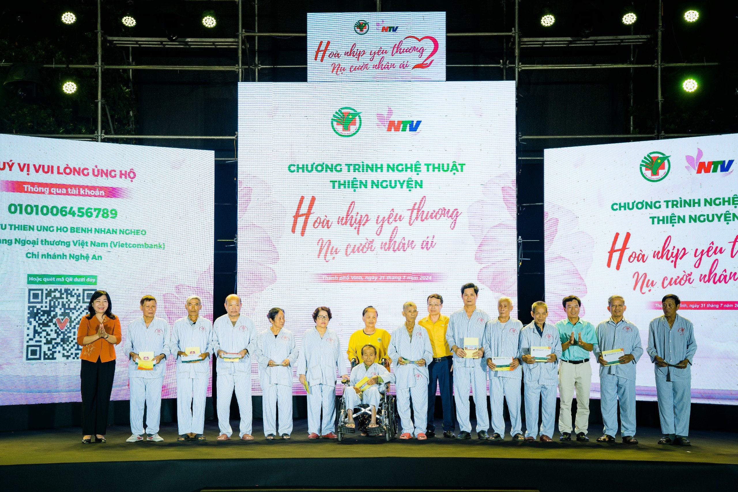 Hòa nhịp yêu thương mang đến nụ cười nhân ái cho người bệnh