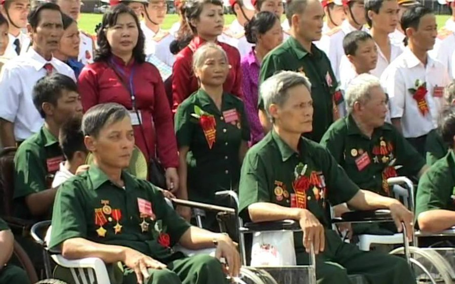Bộ Lao động, Thương binh và Xã hội trả lời kiến nghị cử tri về chính sách bảo hiểm y tế đối với thân nhân người có công với cách mạng
