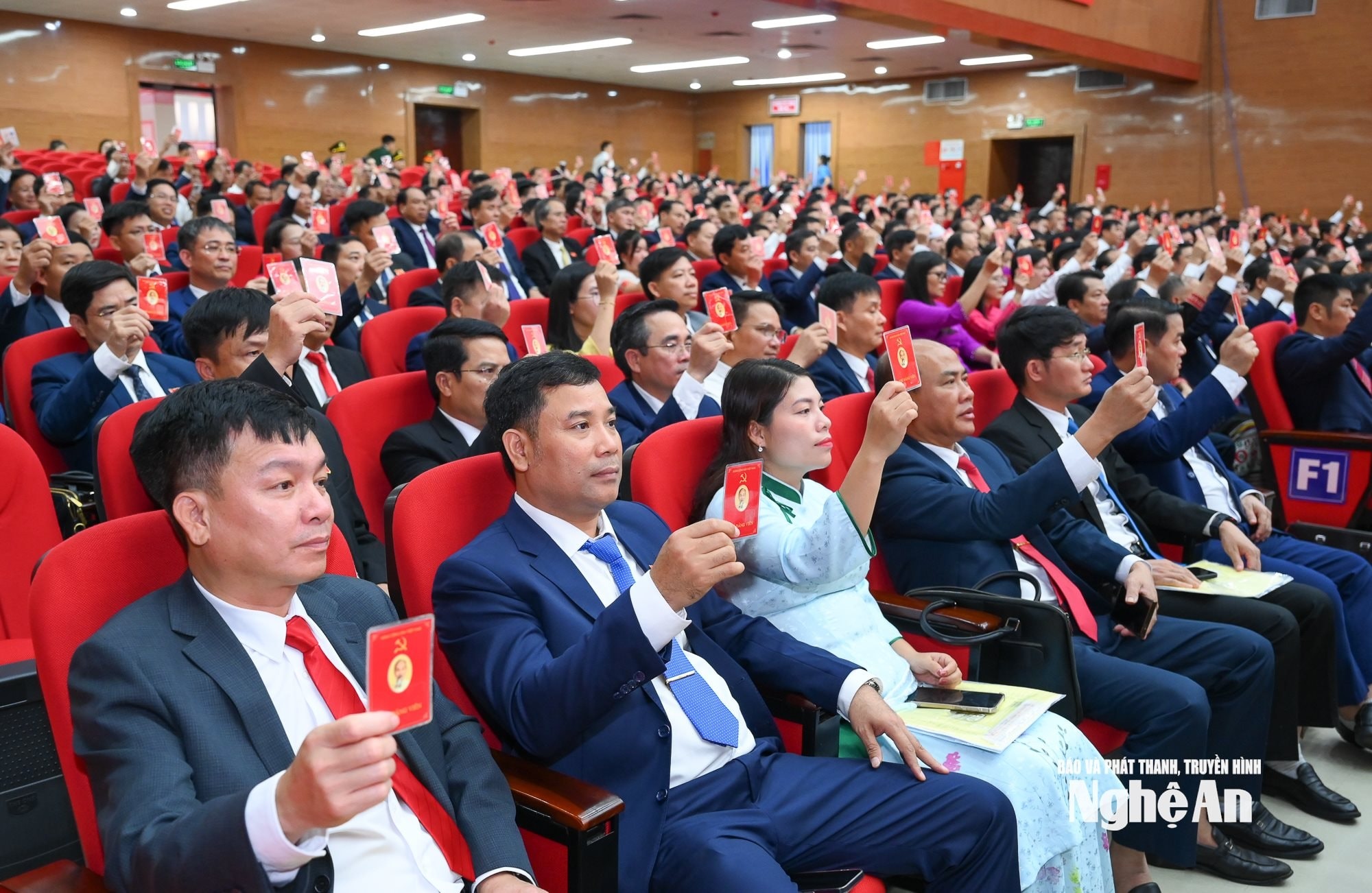 bna_dai-hoi-dang.jpg