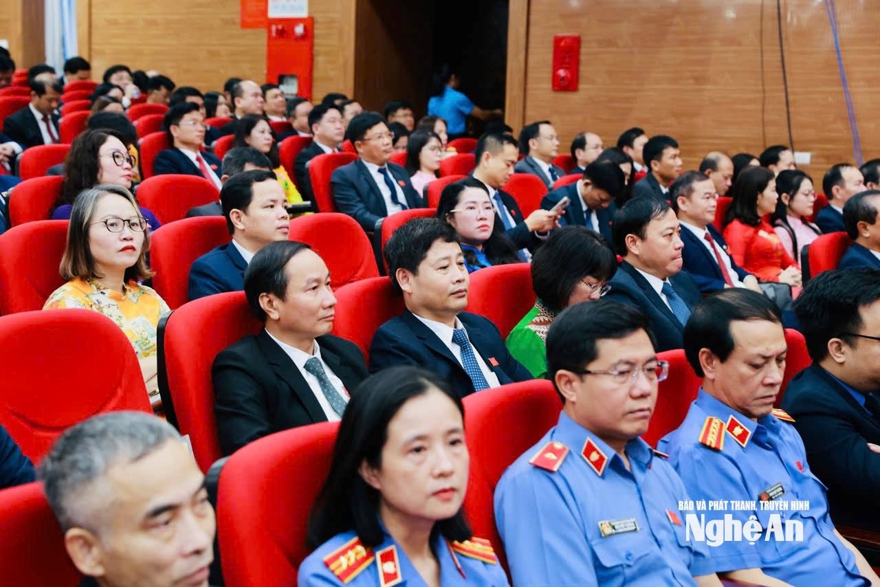 bna_-dai-bieu-du-dai-hoi-dang-bo-tinh-.-anh-huu-hoang.jpg