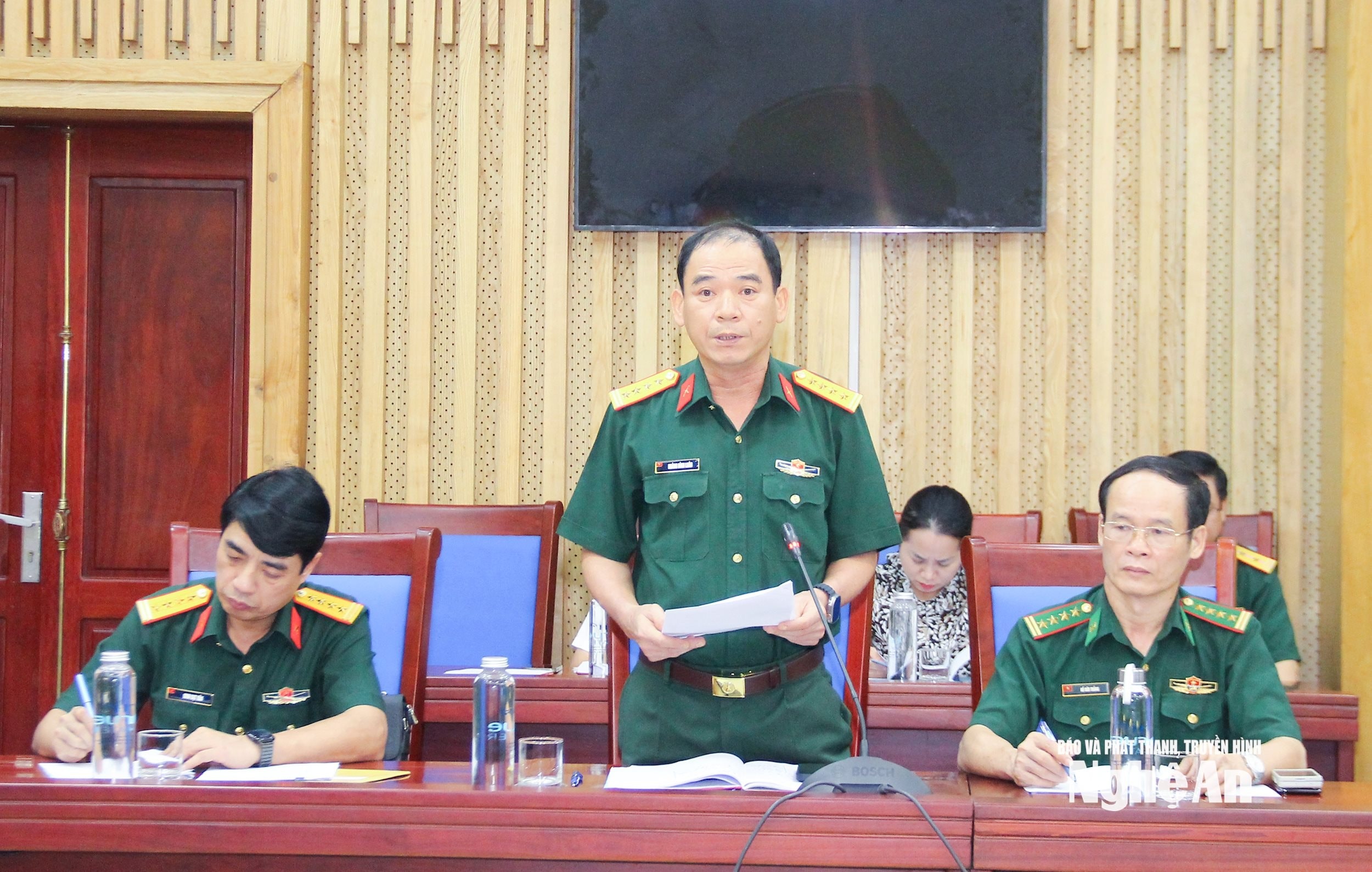 bna_-dai-ta-hoang-dinh-luan-pho-chi-huy-truong-tham-muu-truong-bao-cao-cong-tac-.jpg