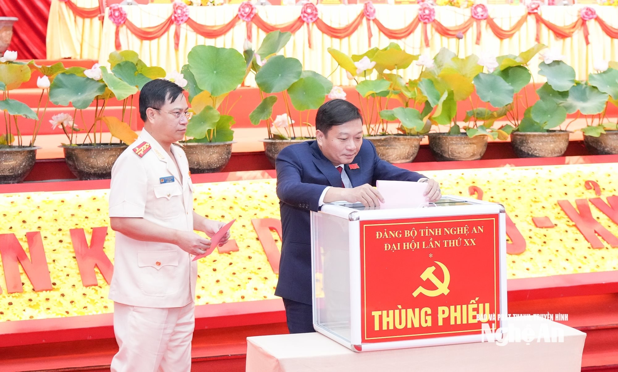 bna_dai-hoi-dang-bo-phieu-10(1).jpg