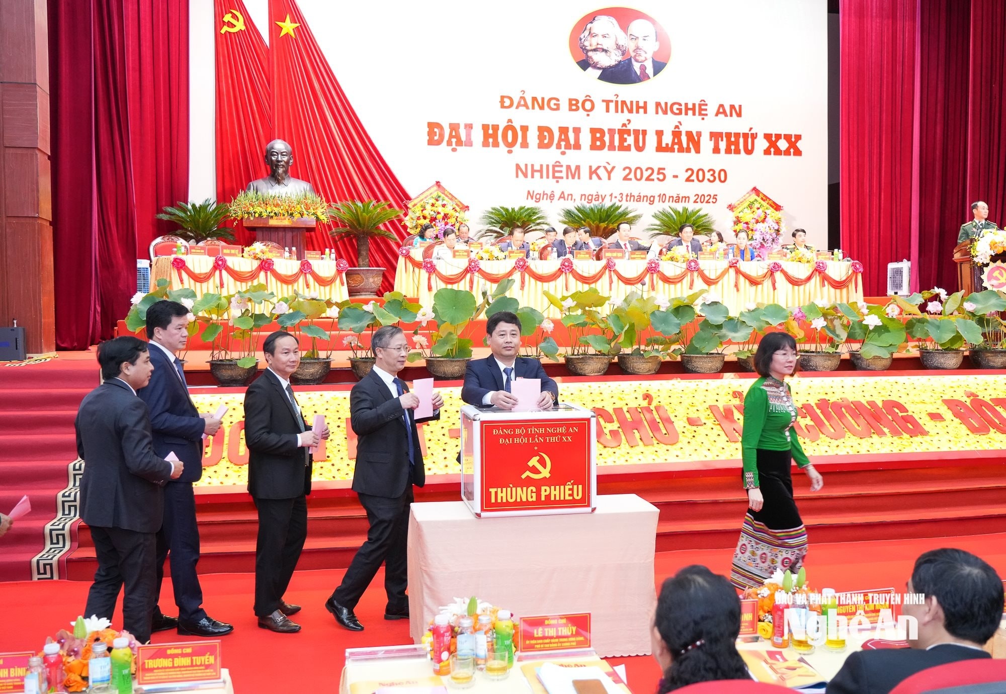 bna_dai-hoi-dang-bo-phieu-4(1).jpg