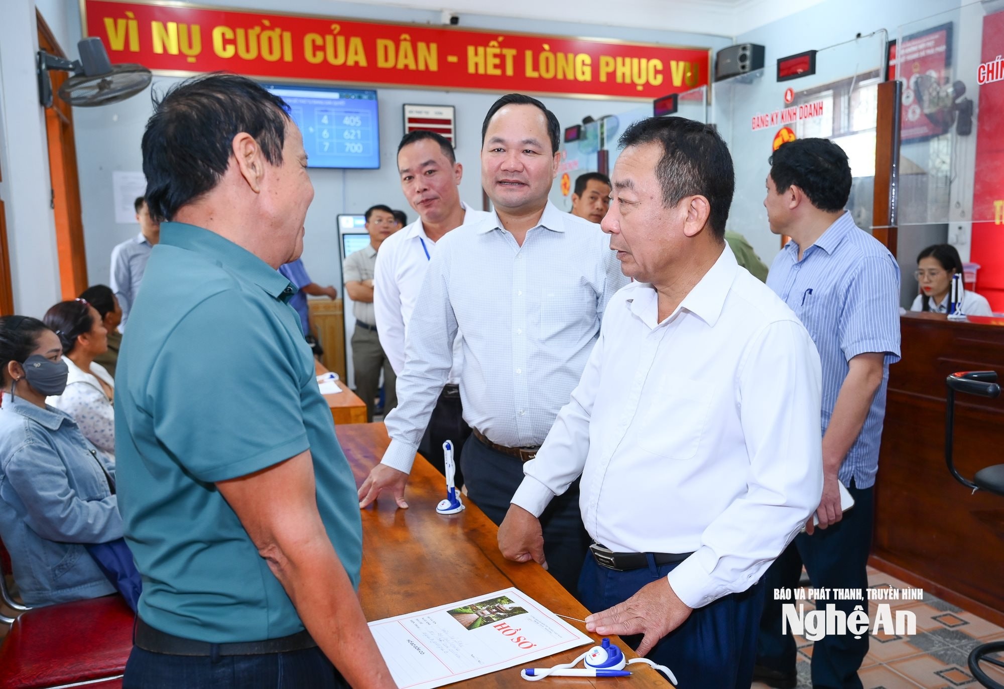 bna_pho-chu-tich-kiem-tra-2-cap-7.jpg