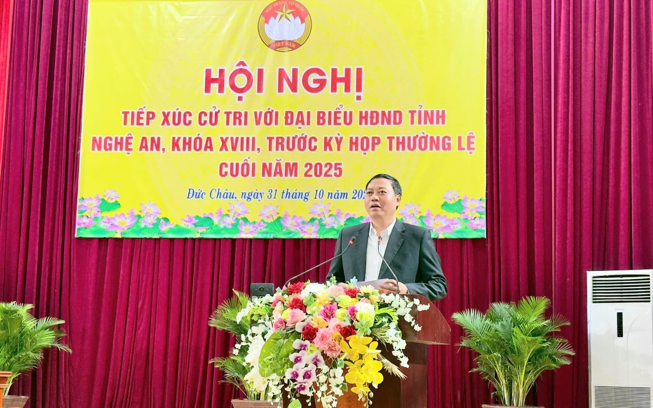 Đồng chí Chu Đức Thái, Trưởng Ban Văn hóa - Xã hội HĐND tỉnh tiếp xúc cử tri tại xã Đức Châu và xã Quảng Châu