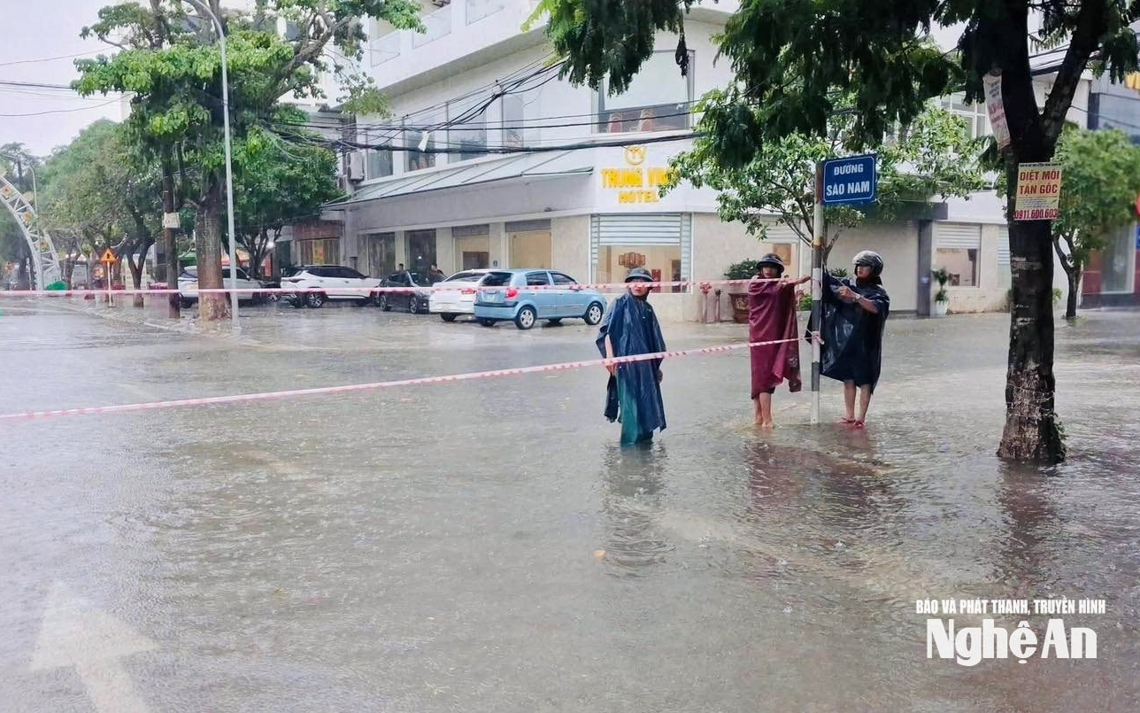 Nghệ An chủ động ứng phó với mưa lớn, lũ quét và sạt lở đất