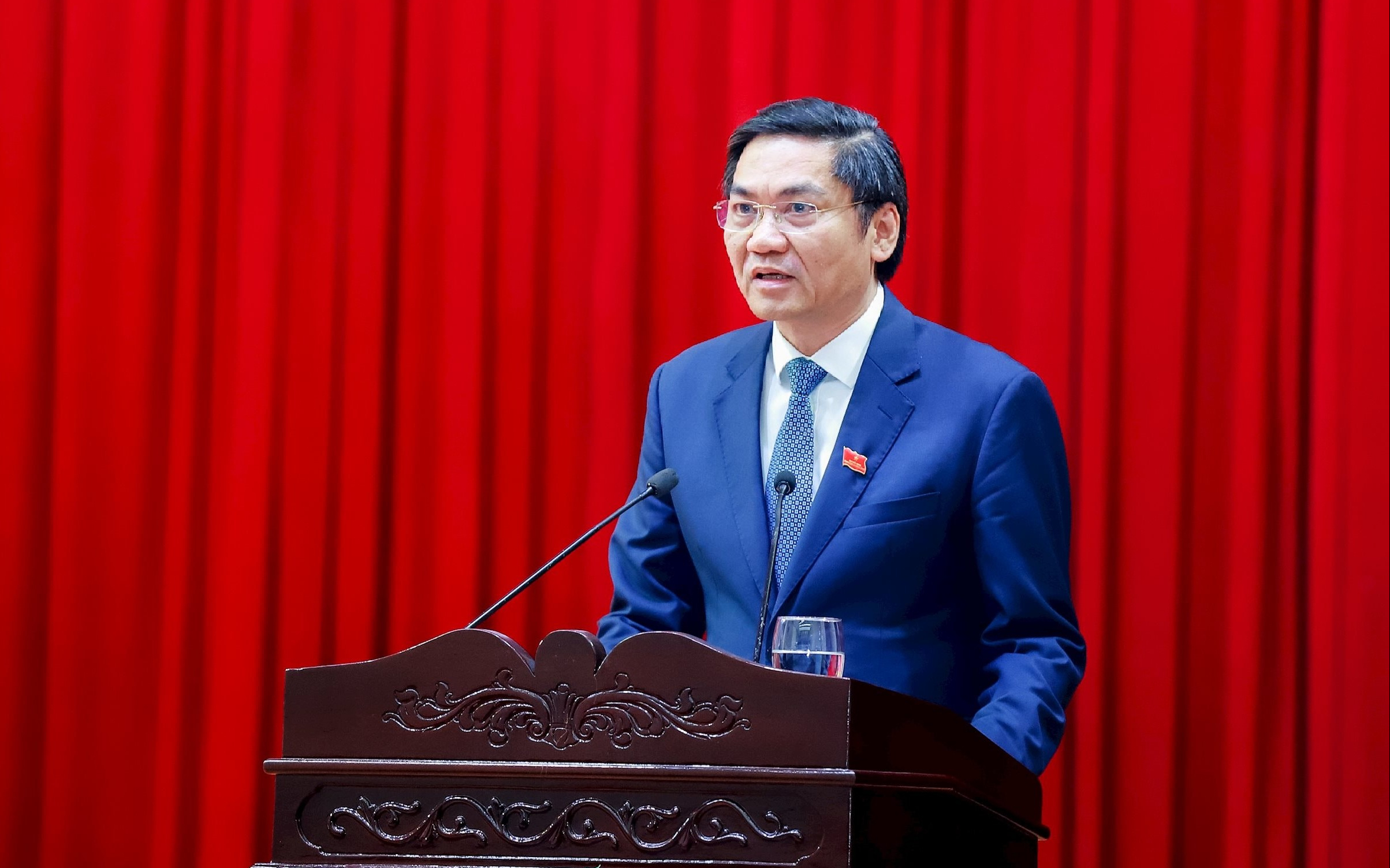 Khẩn trương cụ thể hóa chủ trương của Đảng về thực hiện sắp xếp, tinh gọn tổ chức bộ máy của hệ thống chính trị *