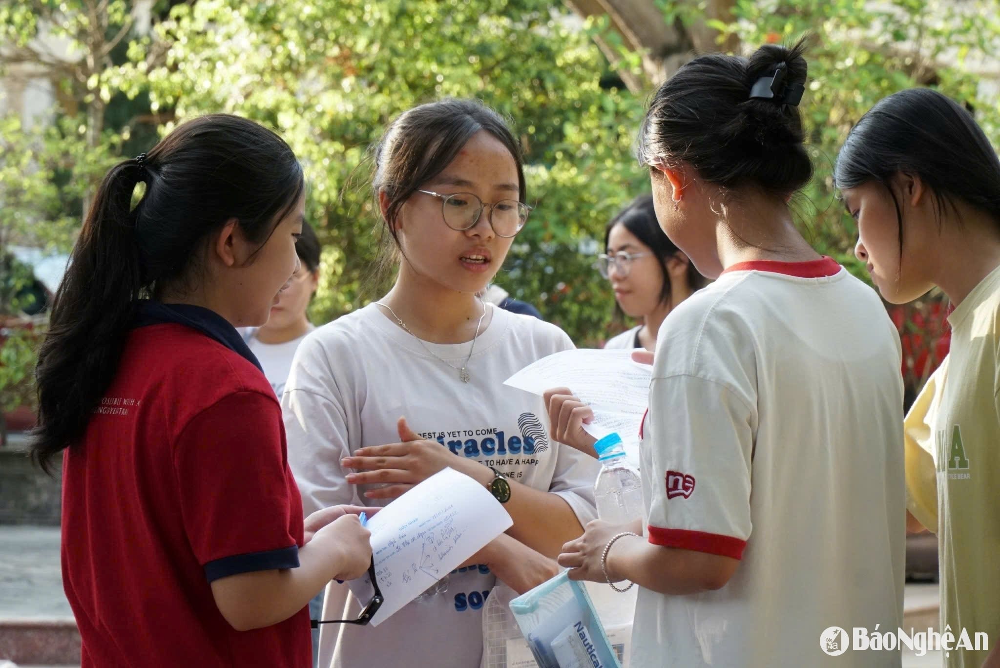 bna_thi-sinh-tham-du-ky-thi-tuyen-sinh-vao-lop-10-nam-hoc-2024-2025.-anh-my-ha.jpg
