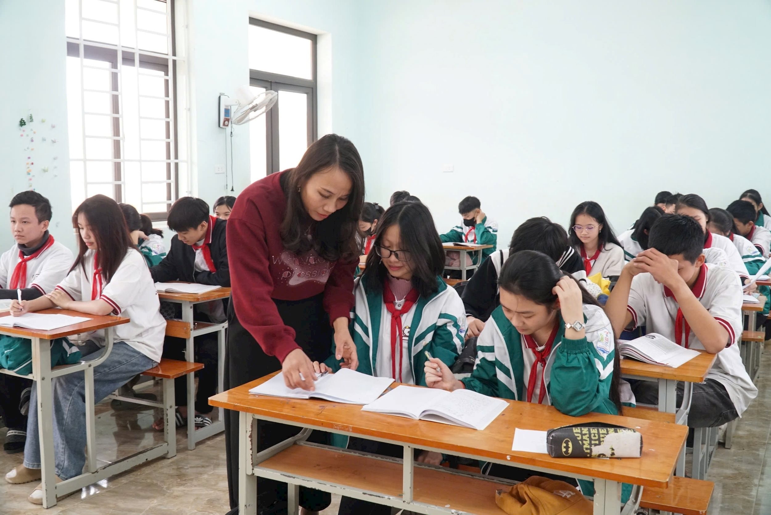 bna_tiet-hoc-cua-hoc-sinh-lop-9-truong-thcs-xuan-thanh-yen-thanh-.-anh-my-ha-b4bd687f17a080a1152b4684a1d79b15.jpg