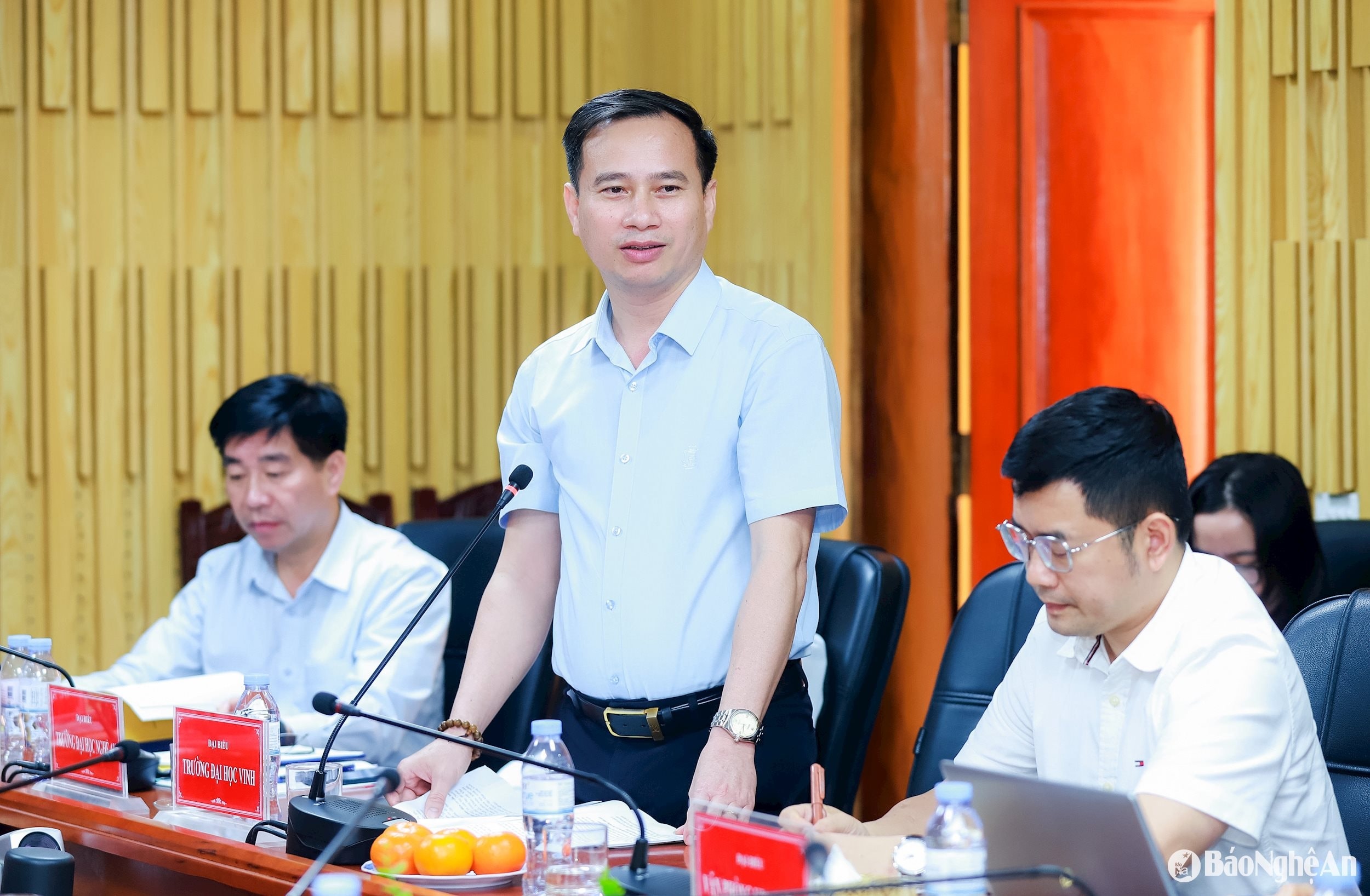 bna_phan-huy-bang-hieu-truong-truong-dai-hoc-vinh.jpg