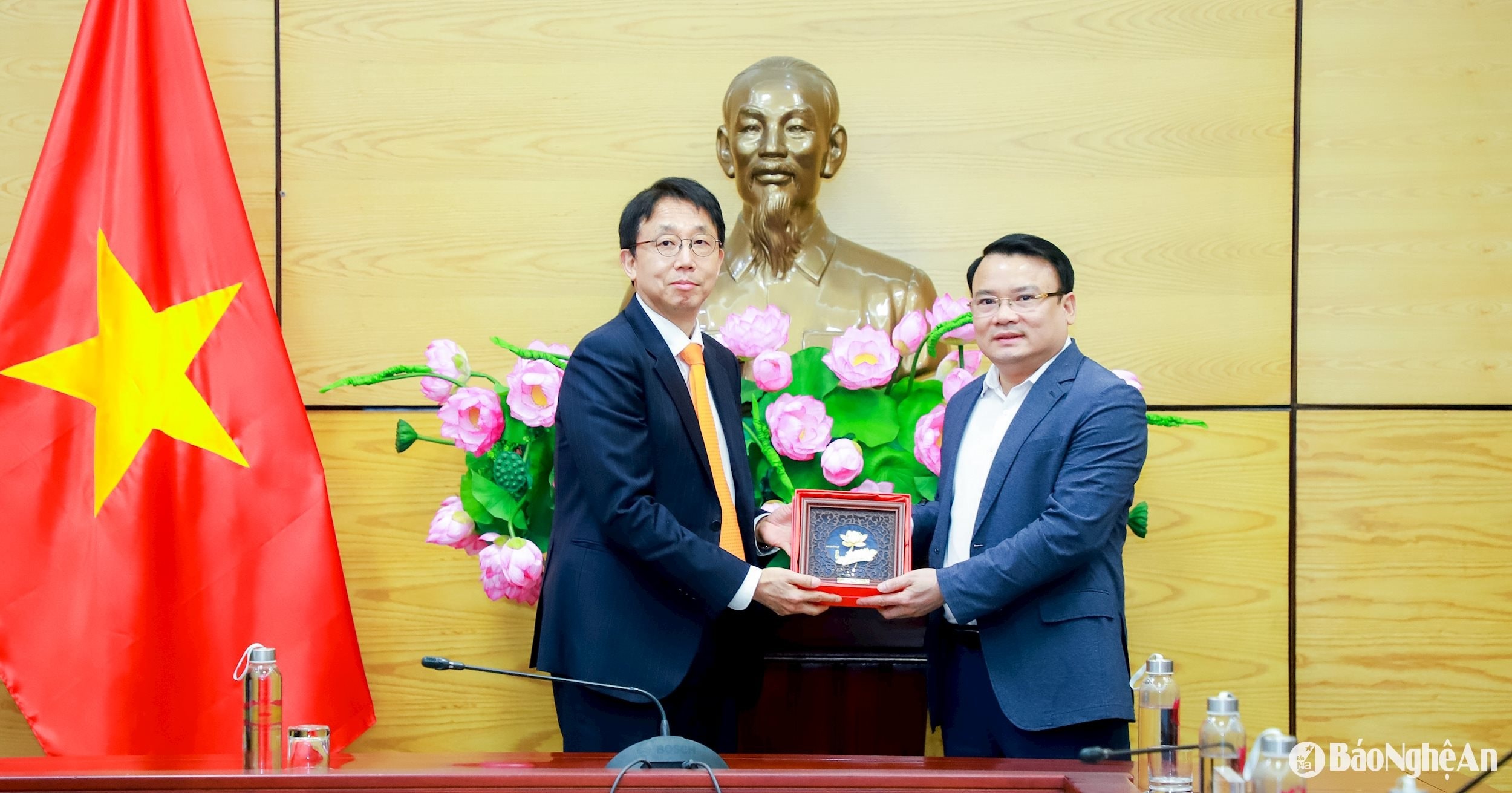 bna_pho-chu-tich-tinh-nghe-an-phung-thanh-vinh-2.jpg