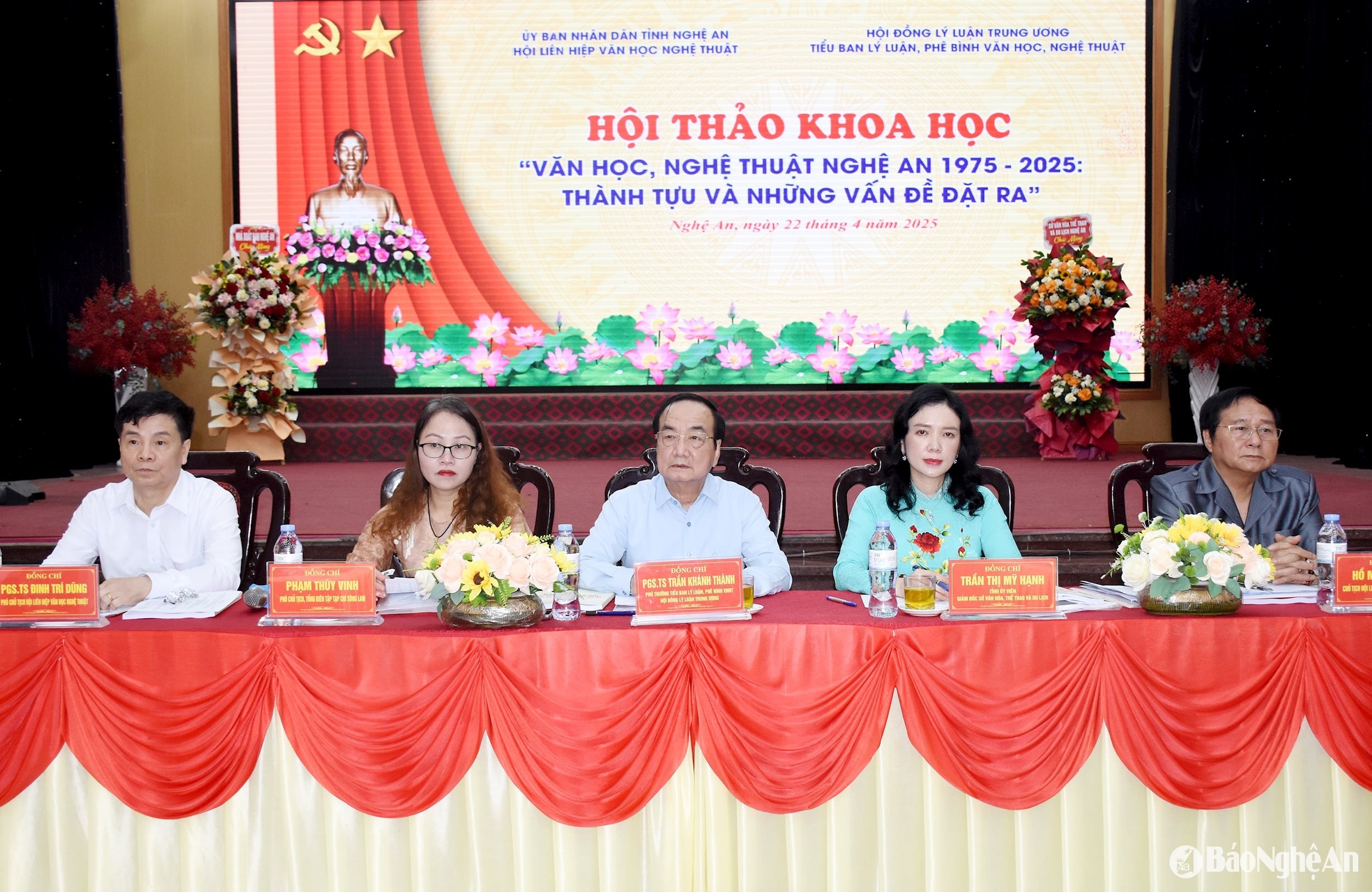 bna_2-hoi-thao-vhnt.jpg
