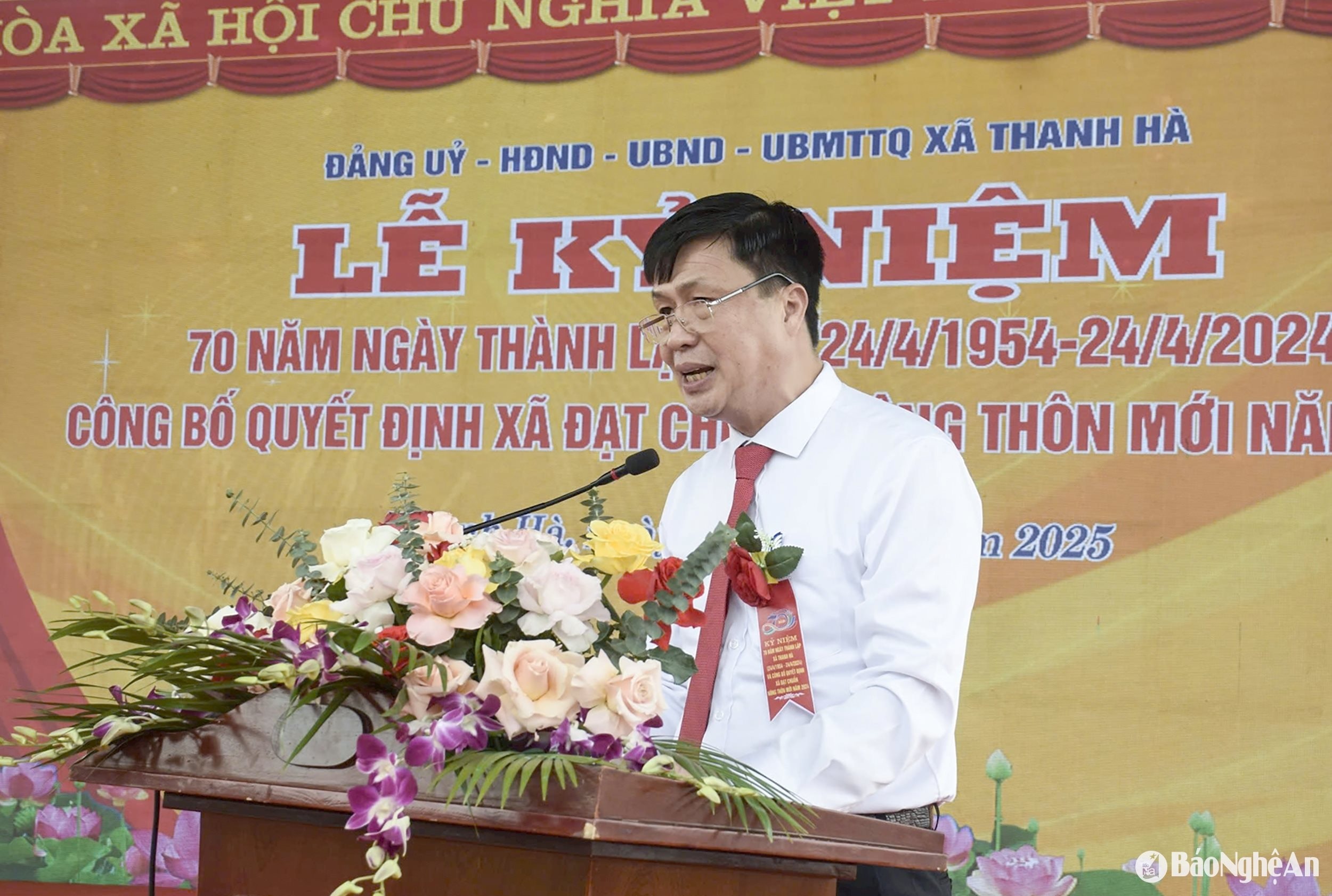 bna_-dong-chi-le-dinh-thanh-pho-bi-thu-thuong-truc-huyen-uy-thanh-chuong-phat-bieu-t.jpg