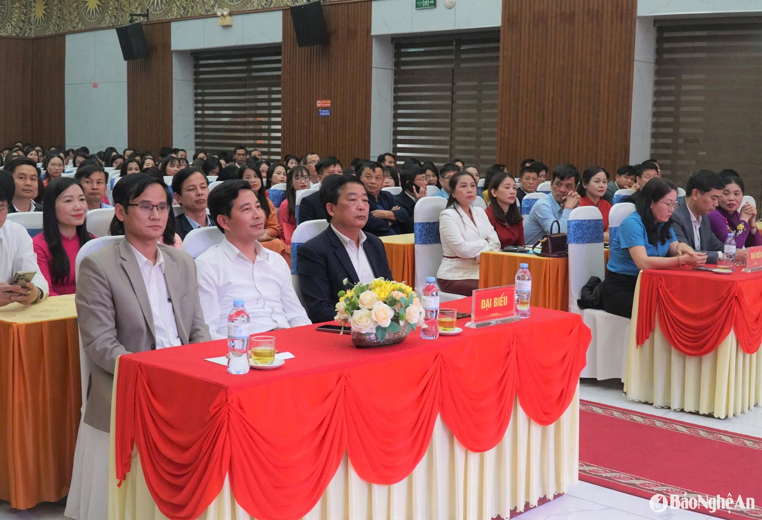 bna_cac-dai-bieu-du-le-tong-ket.-anh-my-ha.jpg
