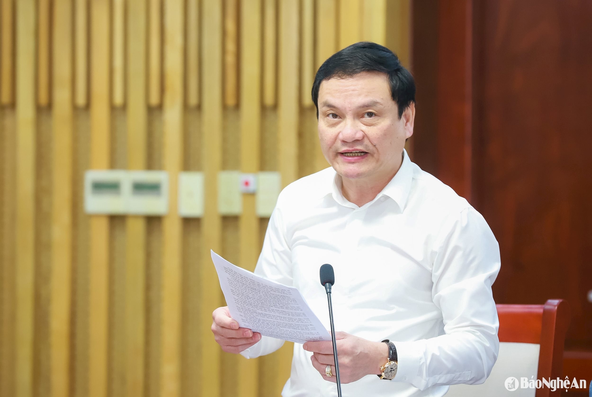 bna_dang-thanh-tung-chanh-van-phong-ubnd-tinh-nghe-an.jpg