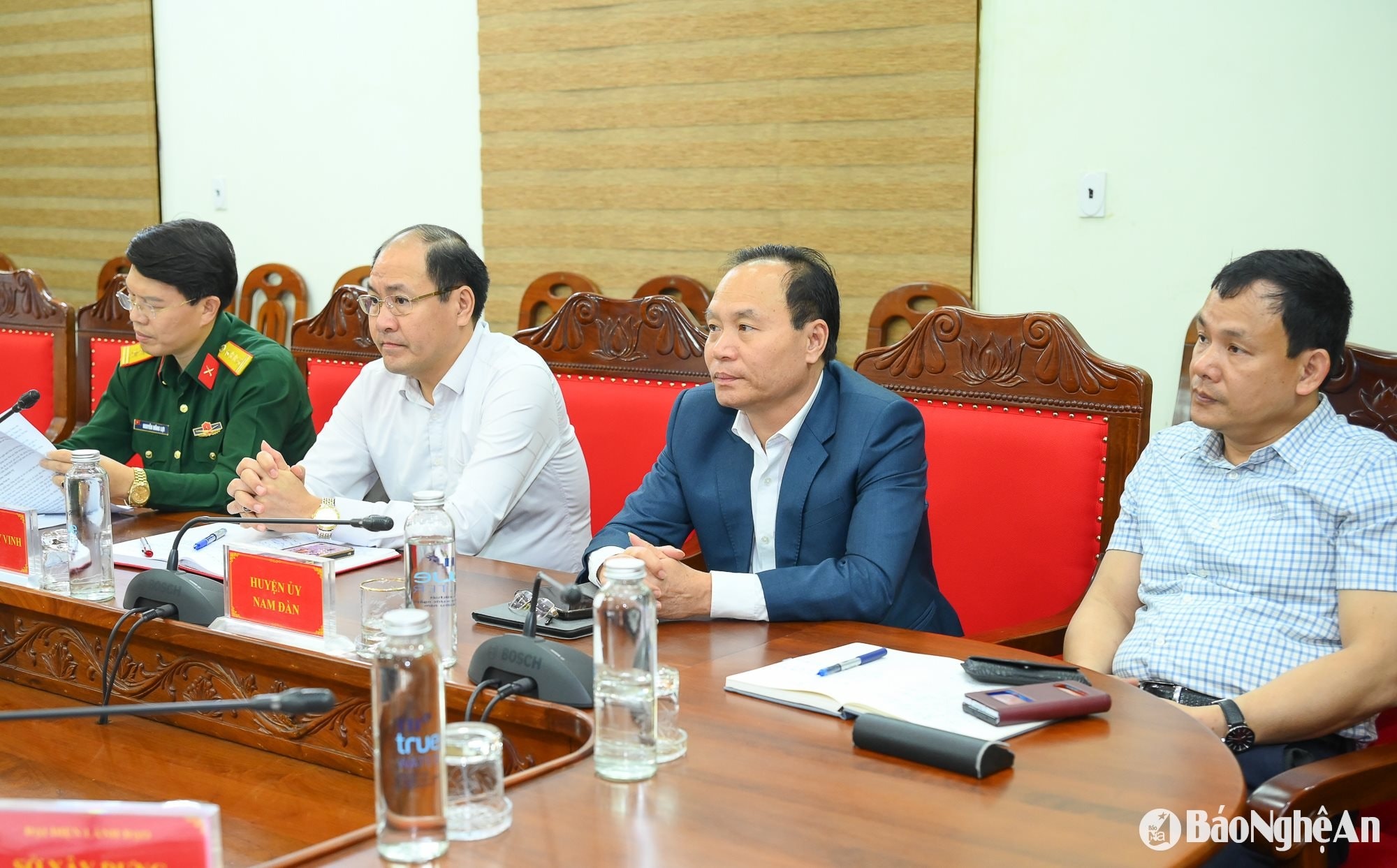 bna_hoi-thao-chong-lang-phi-4.jpg