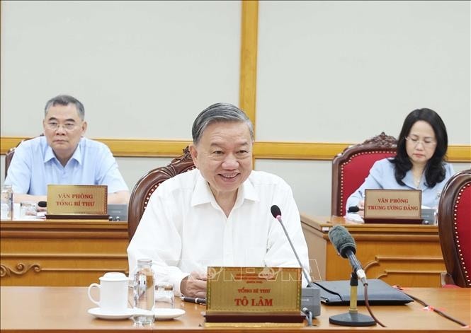 bcp.cdnchinhphu.vn-334894974524682240-2025-5-3-_hop5-030525-1746253214471-1746253214753214906182.jpg