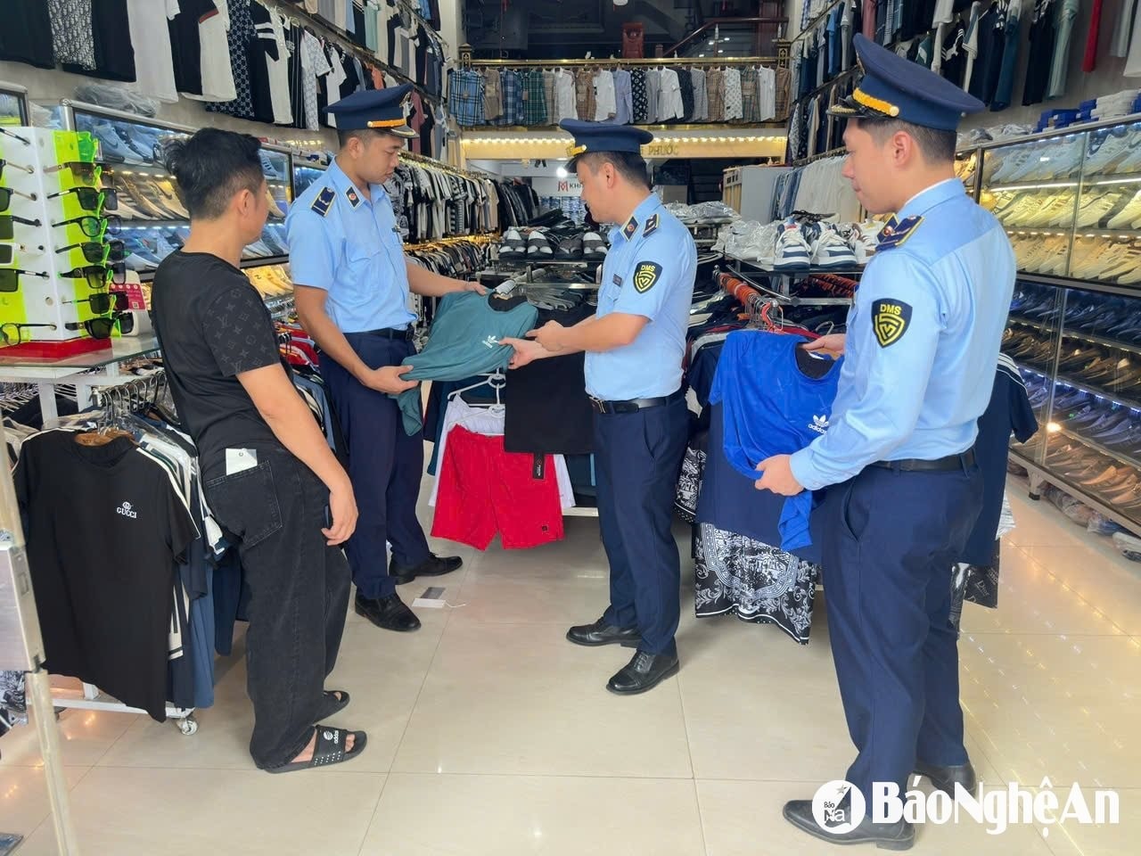 bna_van-truong-m566.jpg