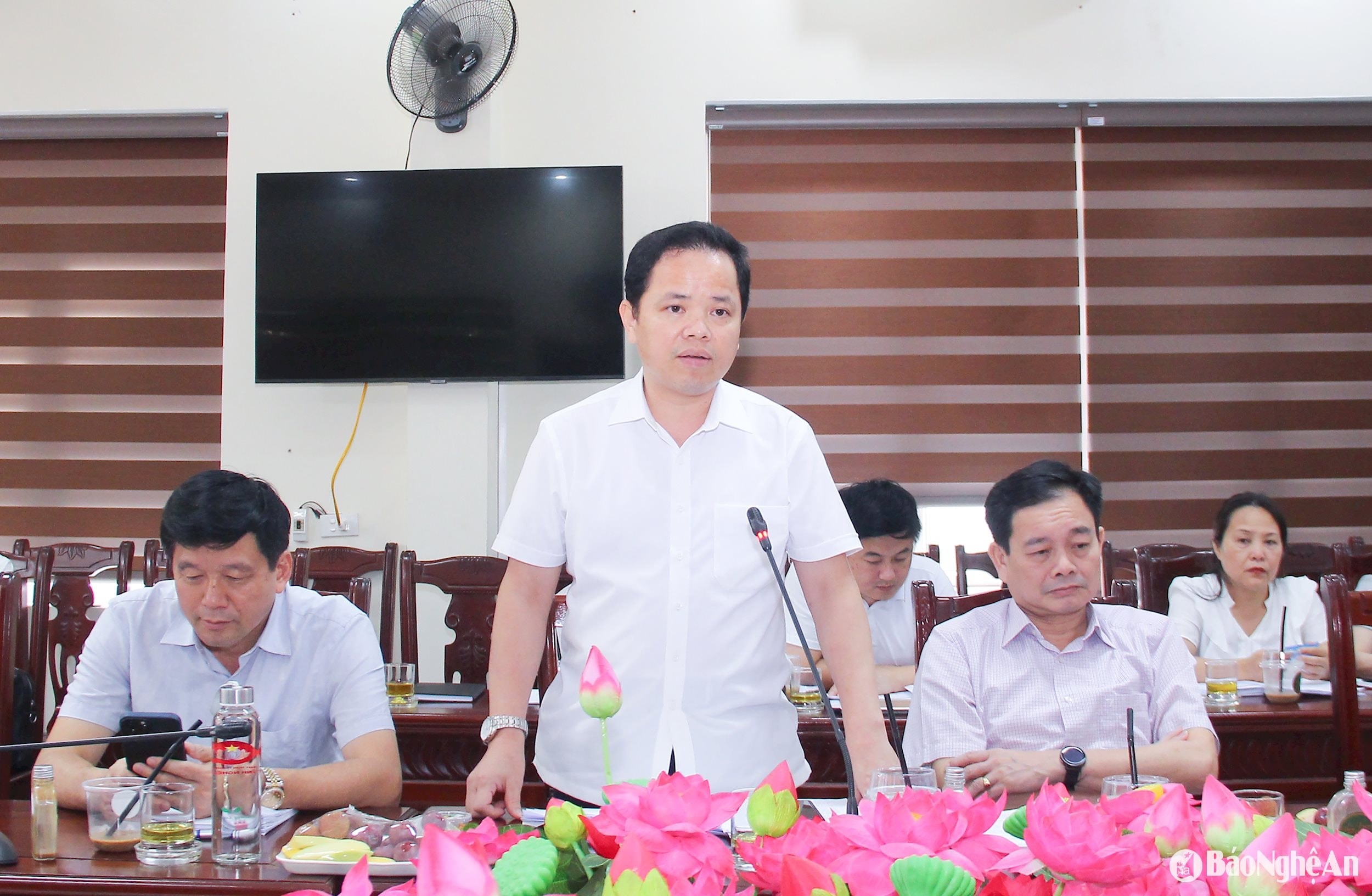 bna_-dong-chi-phan-sy-cuong-pho-chu-tich-uy-ban-mttq-viet-nam-tinh-lien-quan-den-bo-tri-vi-tri-viec-lam-.jpg
