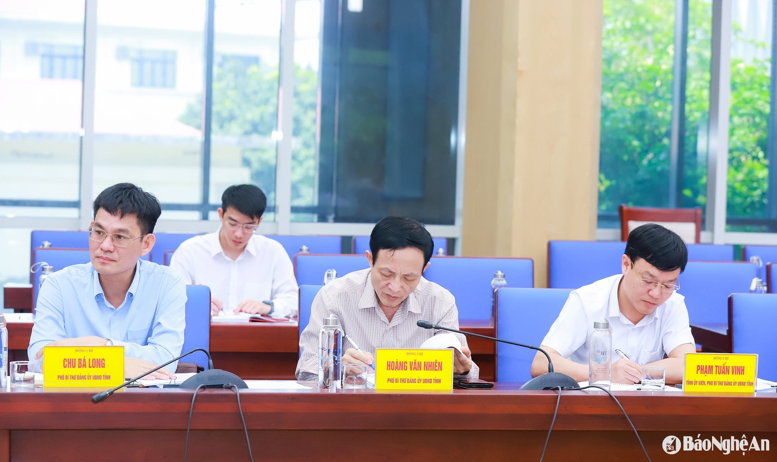 bna_dang-uy-ubnd-tinh-nghe-an.jpg