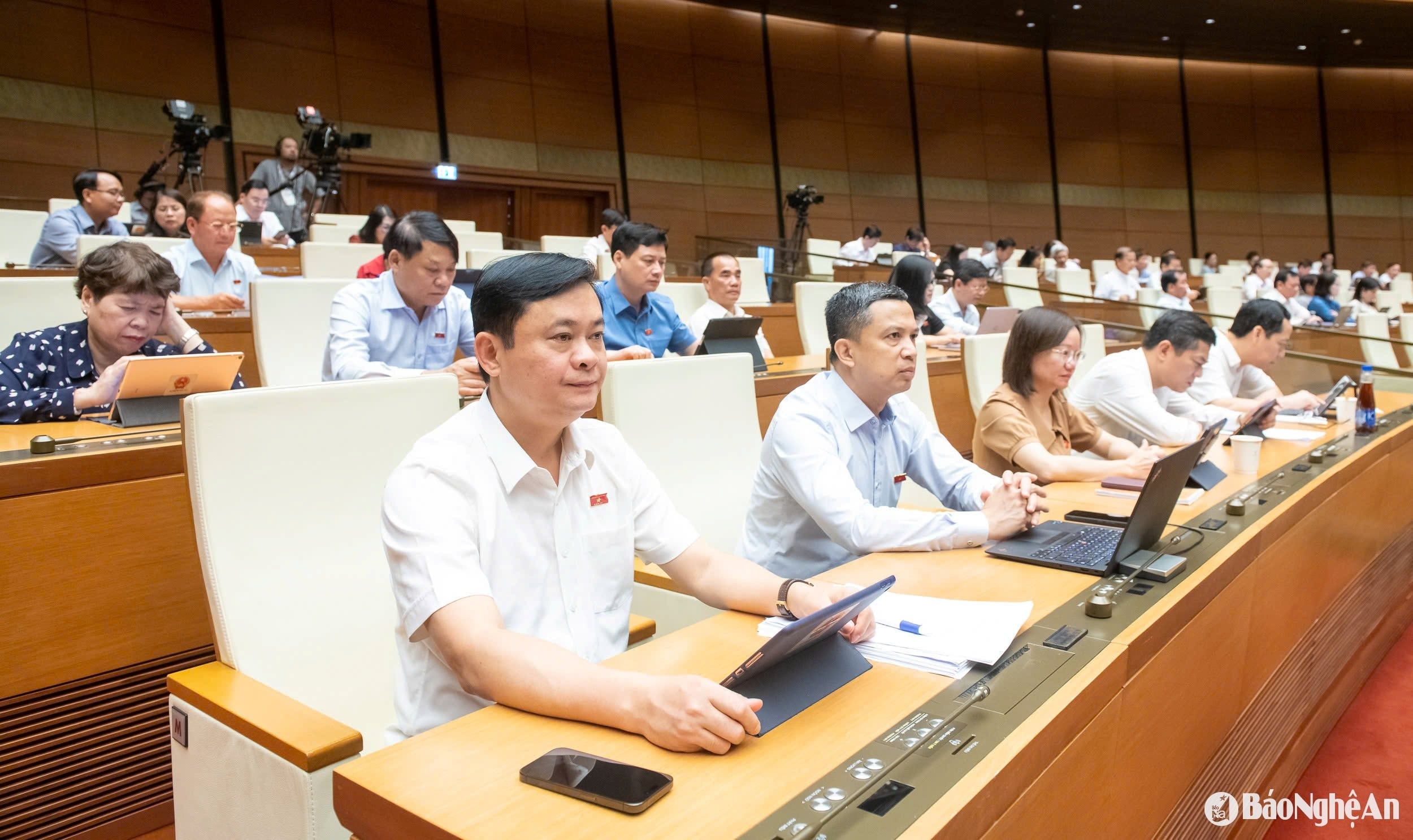bna_hop-qh-ngay-7-5-9.jpg