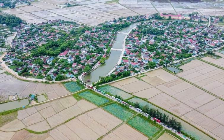 Cử tri huyện Nam Đàn kiến nghị nâng cấp đèn chiếu sáng và chống sạt lở ven sông