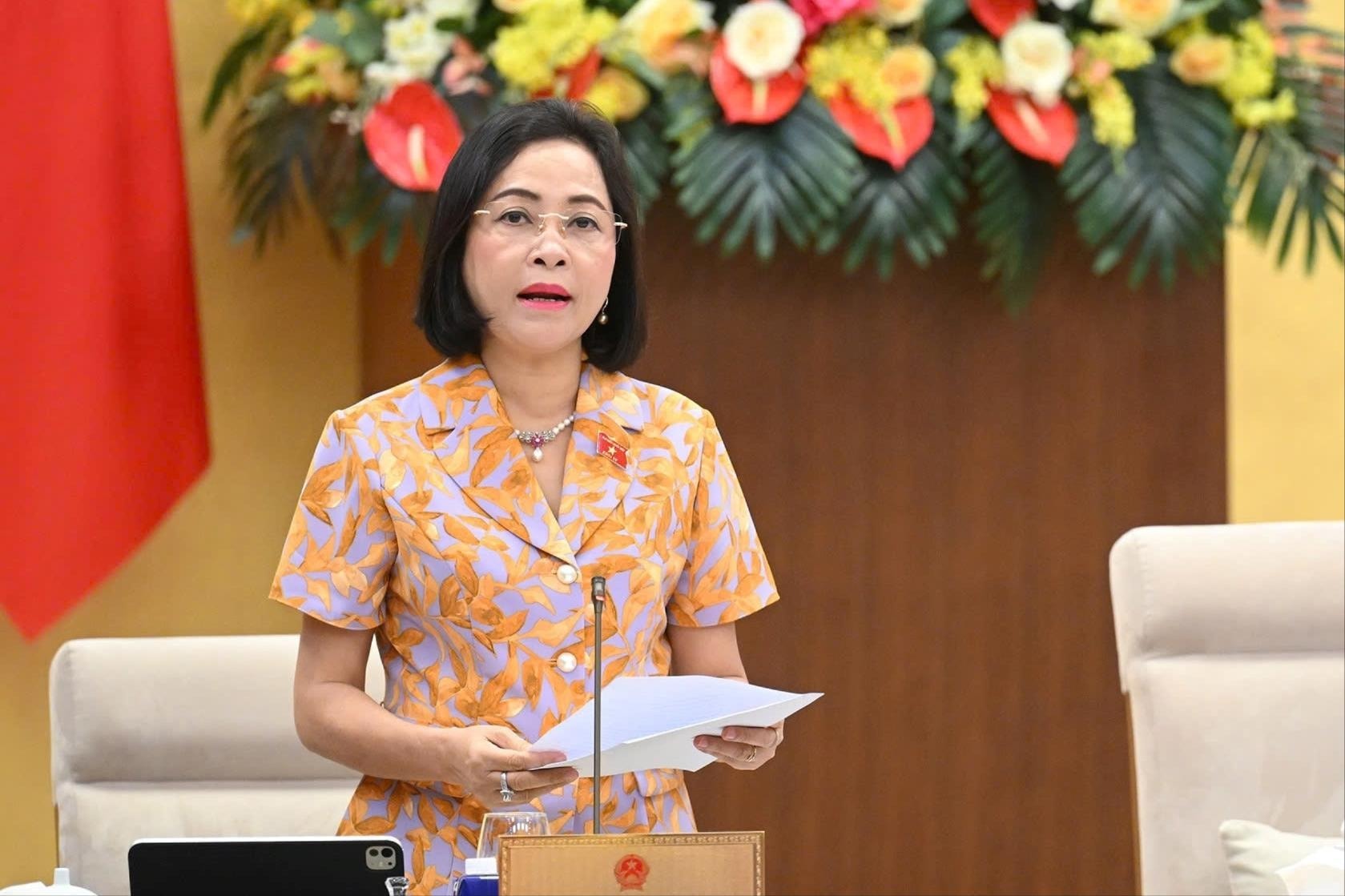 pho-chu-tich-quoc-hoi-nguyen-thi-thanh.jpg
