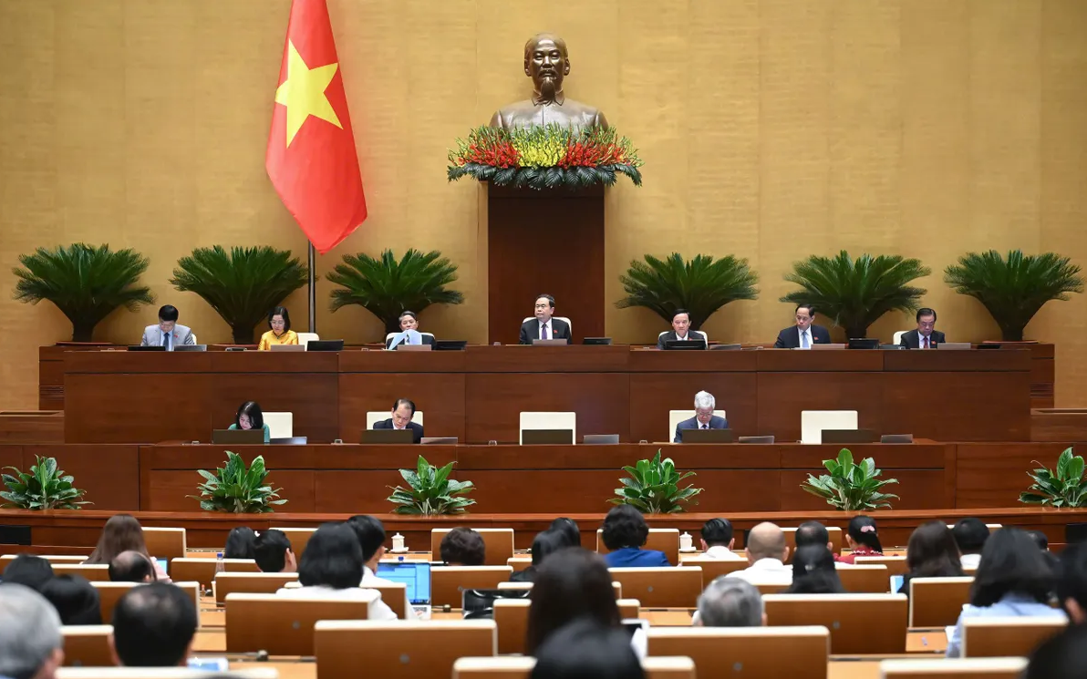 Quốc hội thông qua việc sửa đổi, bổ sung Hiến pháp năm 2013