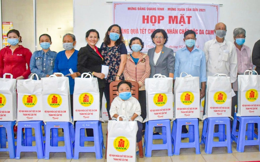 Trả lời kiến nghị cử tri xã Minh Hợp, huyện Quỳ Hợp về chế độ, chính sách của nhà nước đối với các hội có tính chất đặc thù