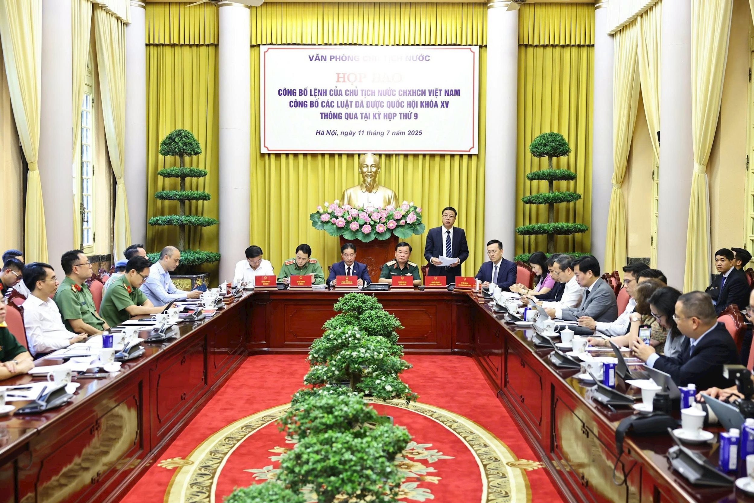 thu-truong-bo-khoa-hoc-va-cong-nghe-le-xuan-dinh.jpg