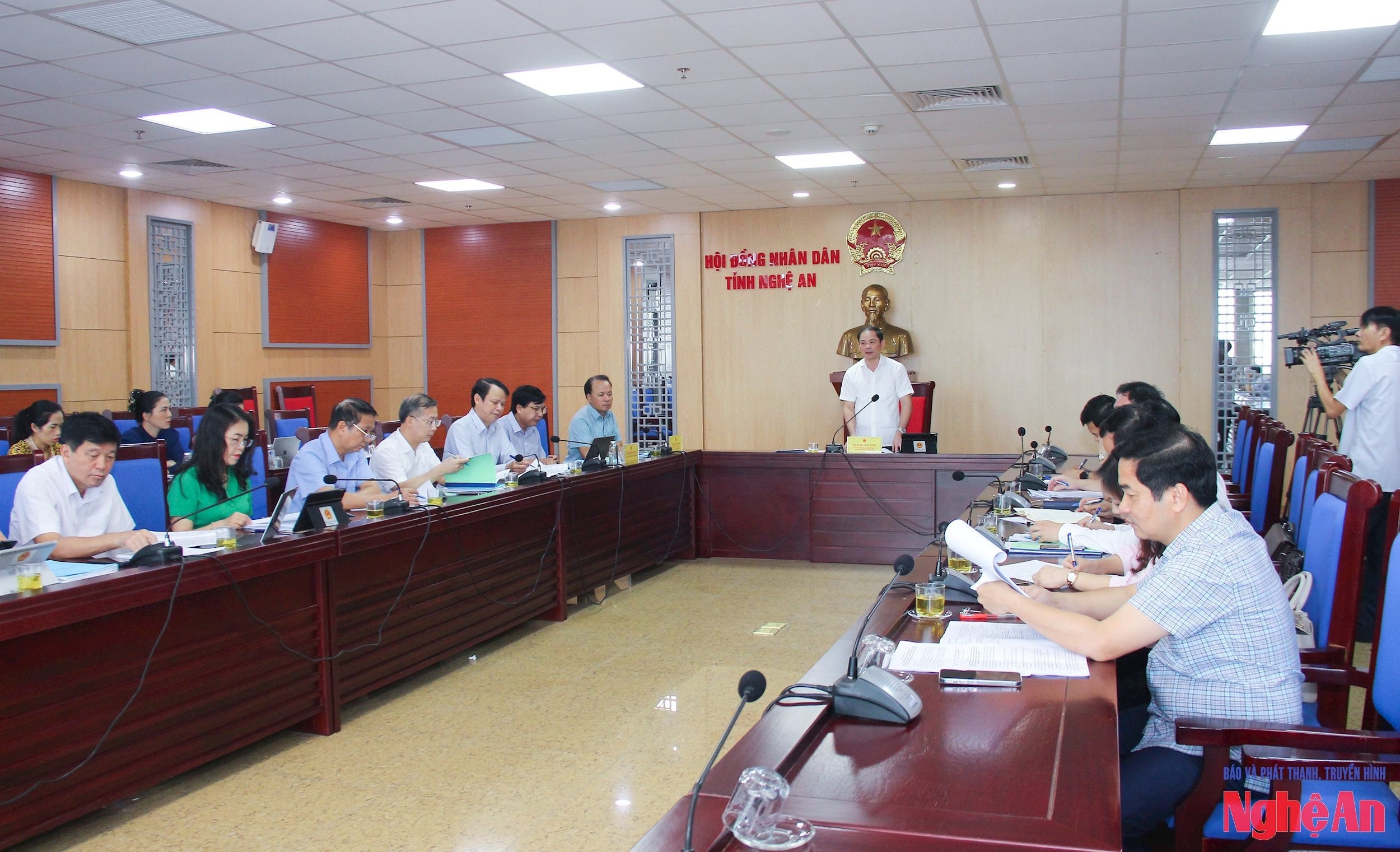 bna_-quang-canh-cuoc-hop-tham-tra.-(1).jpg