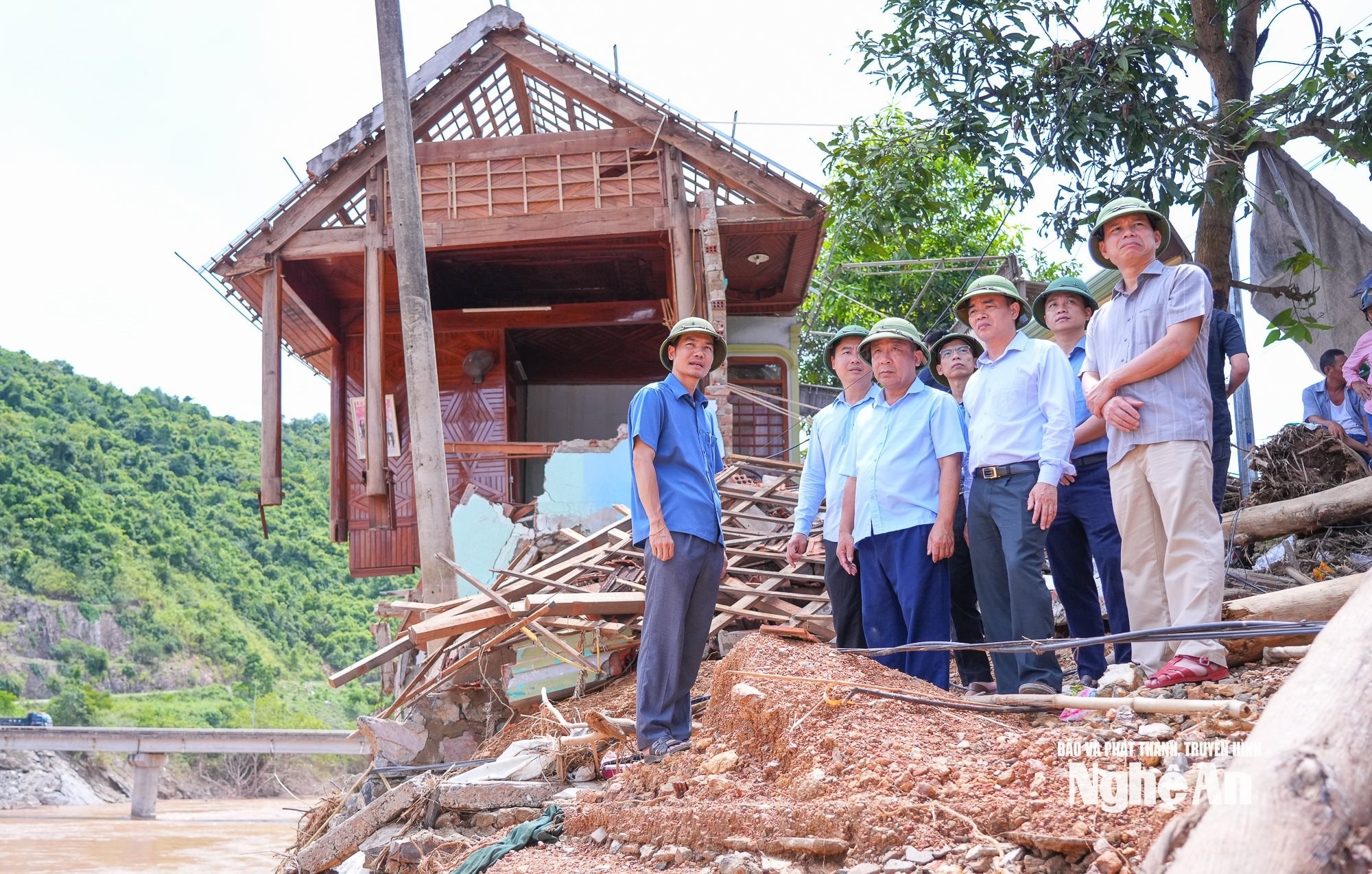 PCT Nguyễn Văn Đệ-4
