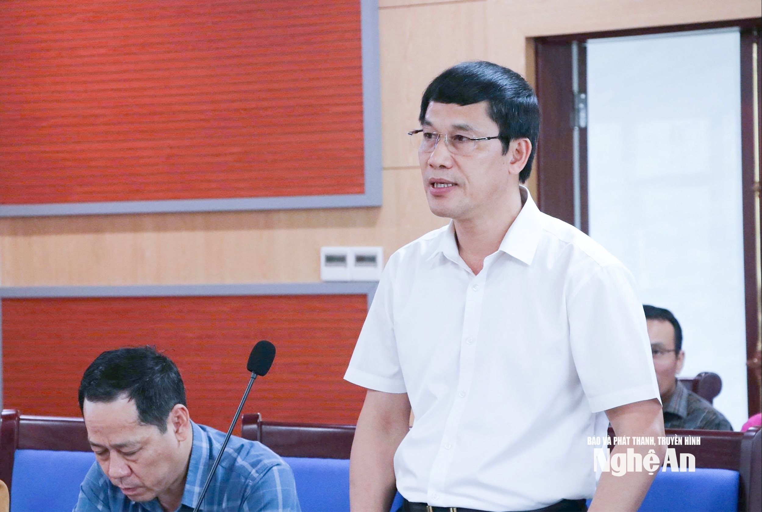 bna_-chanh-van-phong-doan-dai-bieu-quoc-hoi-va-hdnd-tinh-bao-cao-ket-qua-hoat-dong-cua-thuong-truc-va-cac-ban-trong-thang-8-2025.jpg