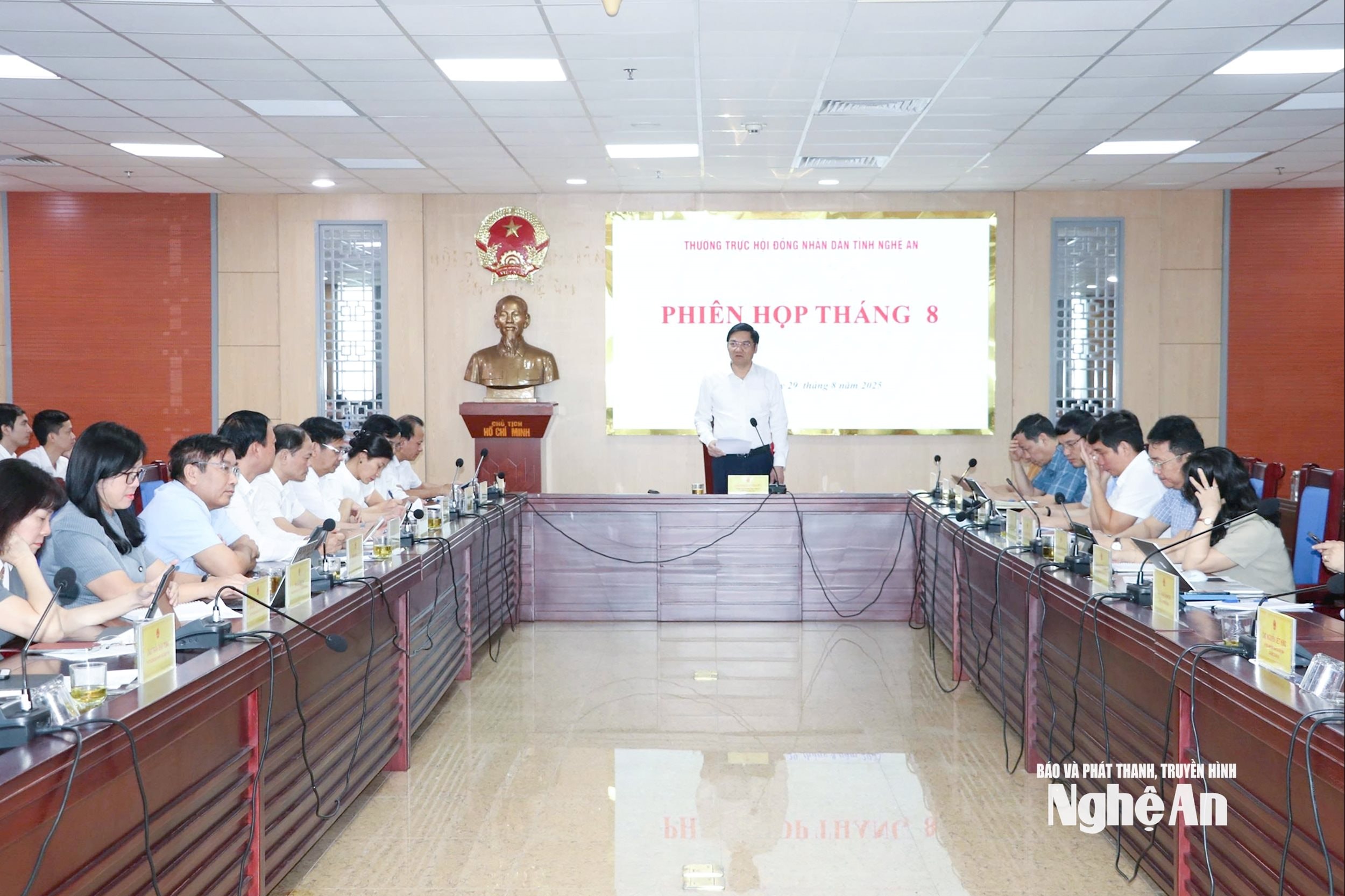 bna_-quang-canh-phien-hop-thuong-truc-hdnd-tinh.jpg