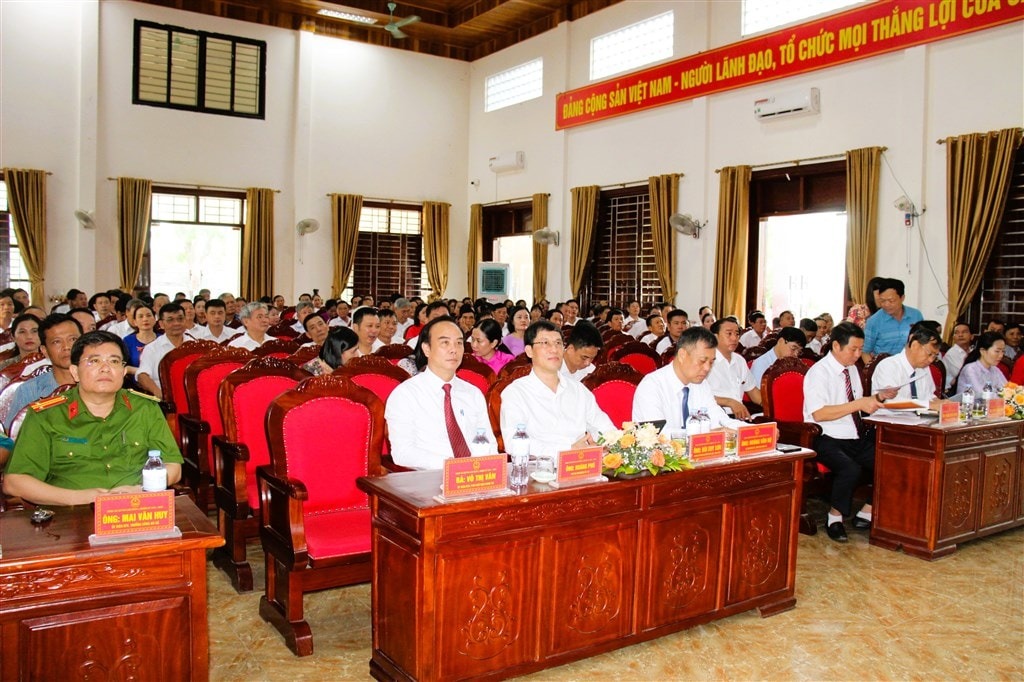 ky-hop-1-hdnd-xa-quynh-luu.jpg