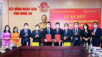 Văn phòng Đoàn ĐBQH và HĐND tỉnh, Đài PTTH Nghệ An ký kết quy chế phối hợp