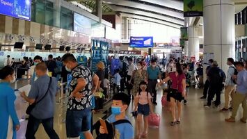 Mở lại đường bay quốc tế, hành khách sẽ có nhiều cơ hội về Việt Nam