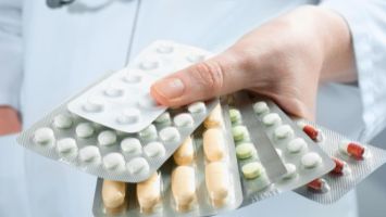 Không được để thiếu thuốc, không tăng giá thuốc dịp Tết Nguyên đán