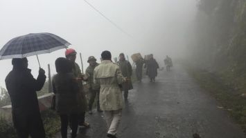 Kỷ niệm khó quên về chuyến đi trao quà "Tết vì người nghèo".